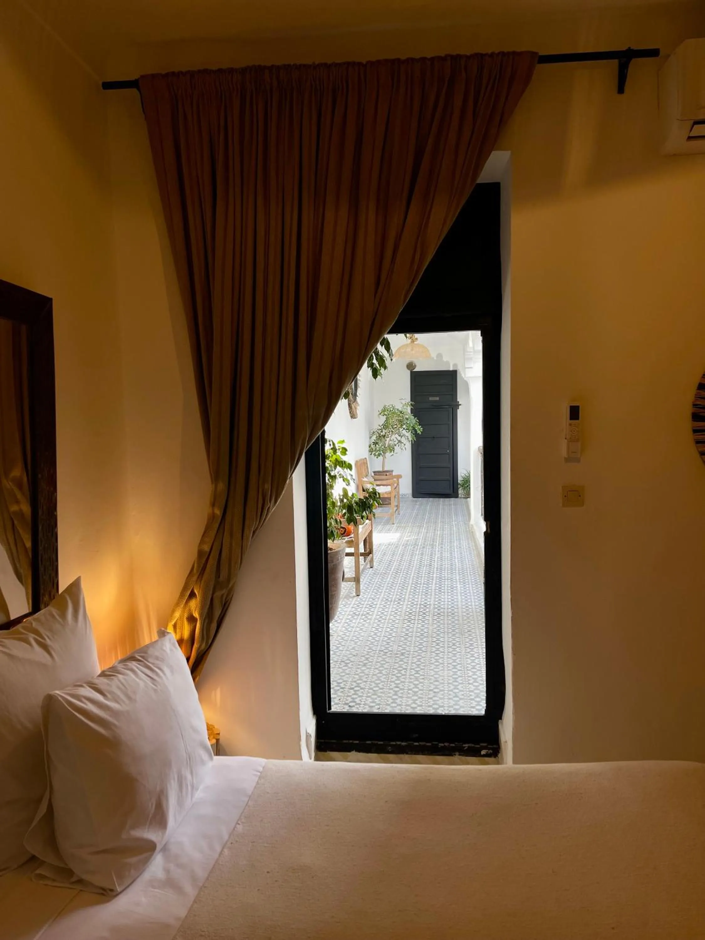 Decorative detail, Bed in Riad Fabiola Et Spa By La Siredrah