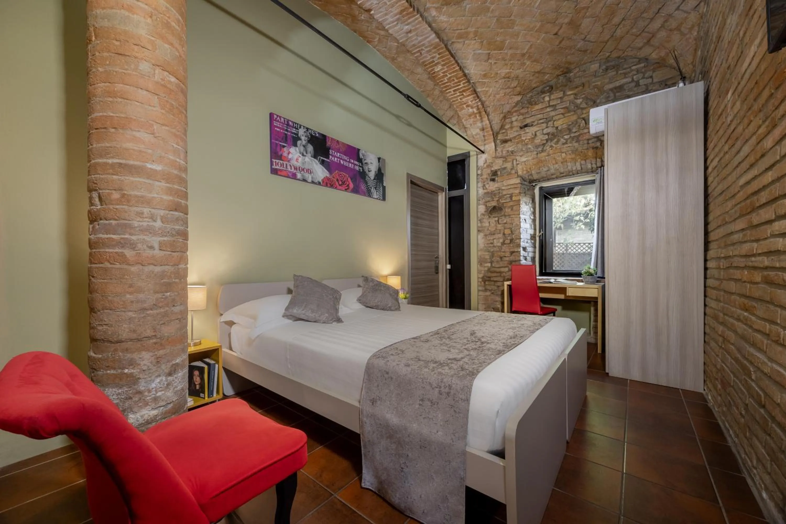 Photo of the whole room, Bed in Villa D&D