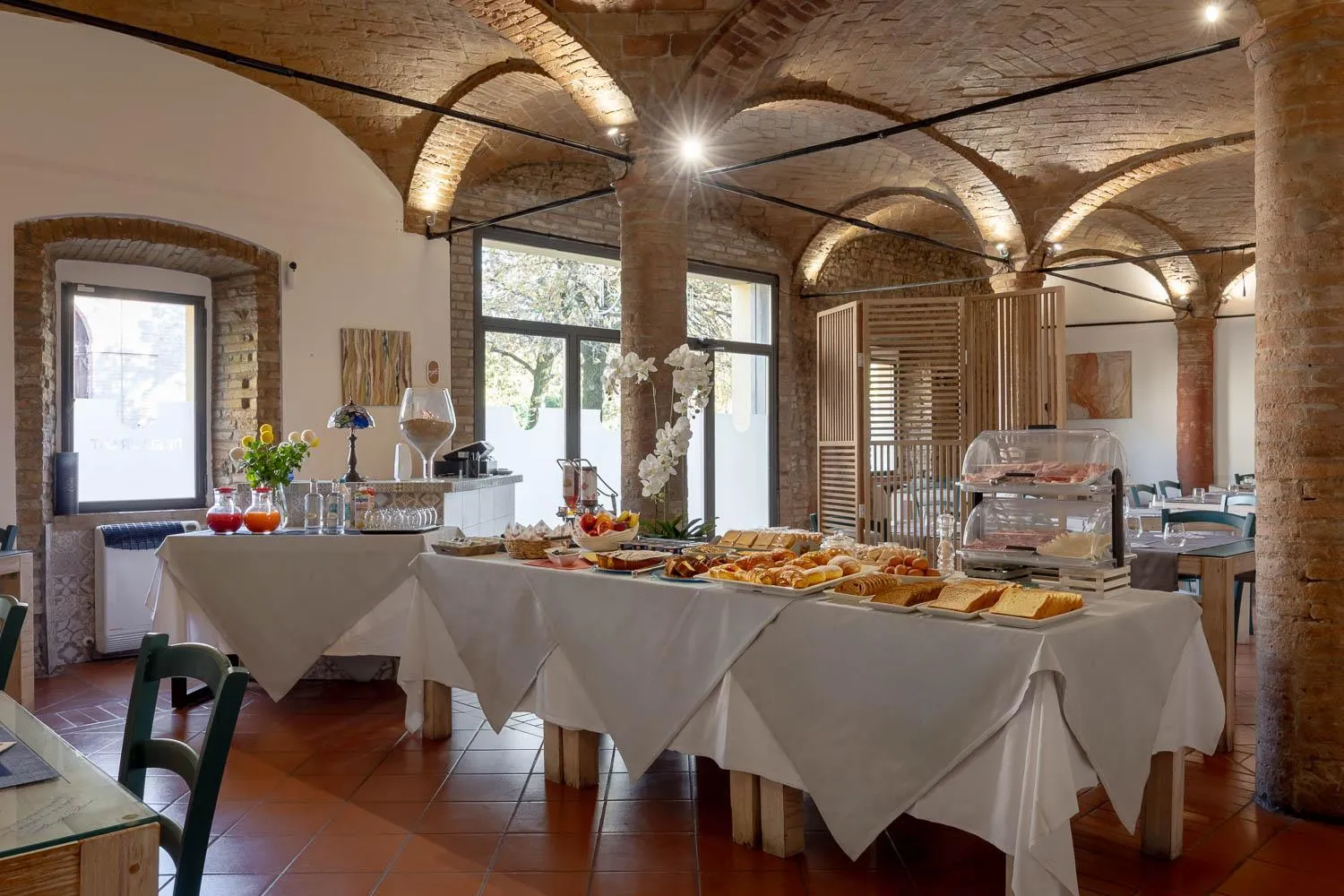 Restaurant/places to eat in Villa D&D