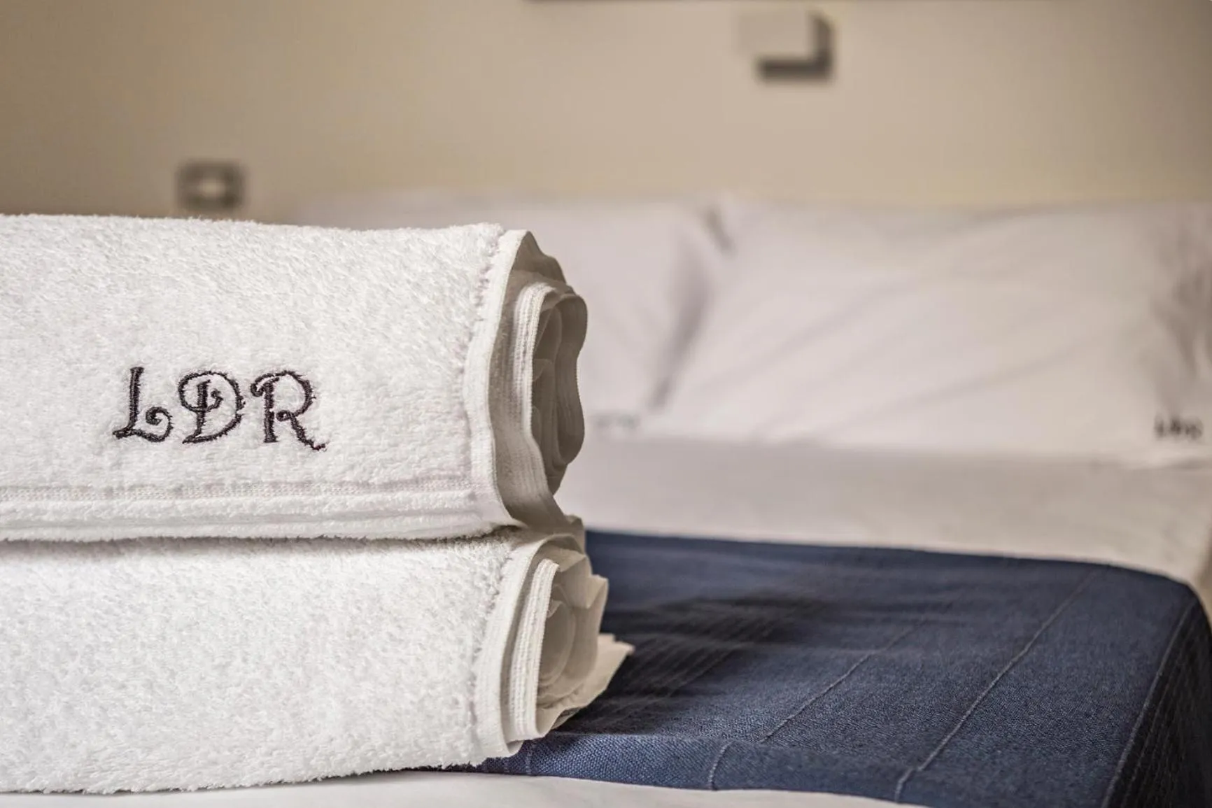 Decorative detail in La Loggia dei Raynò