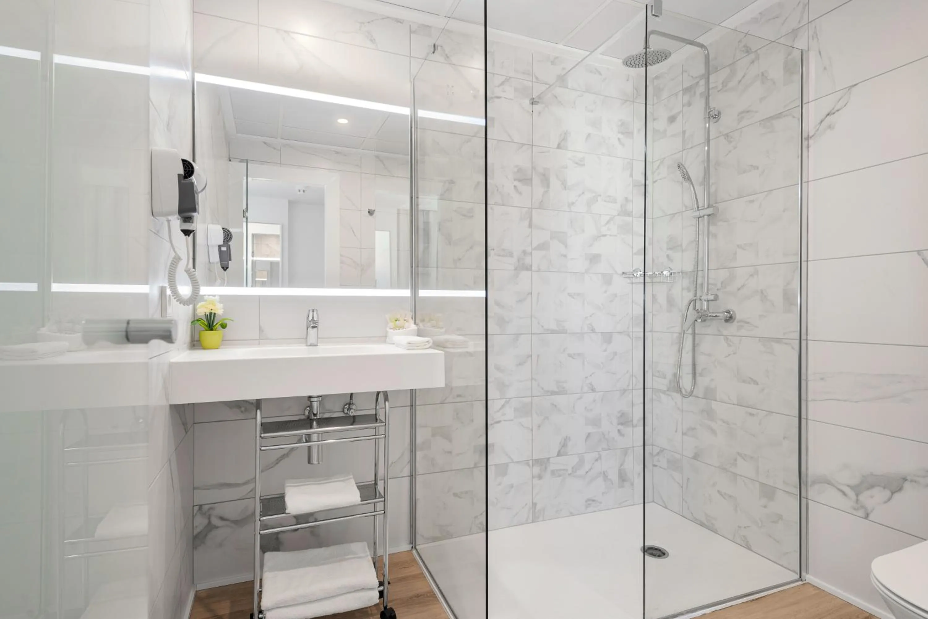 Bathroom in Alcudia Beach Apartments