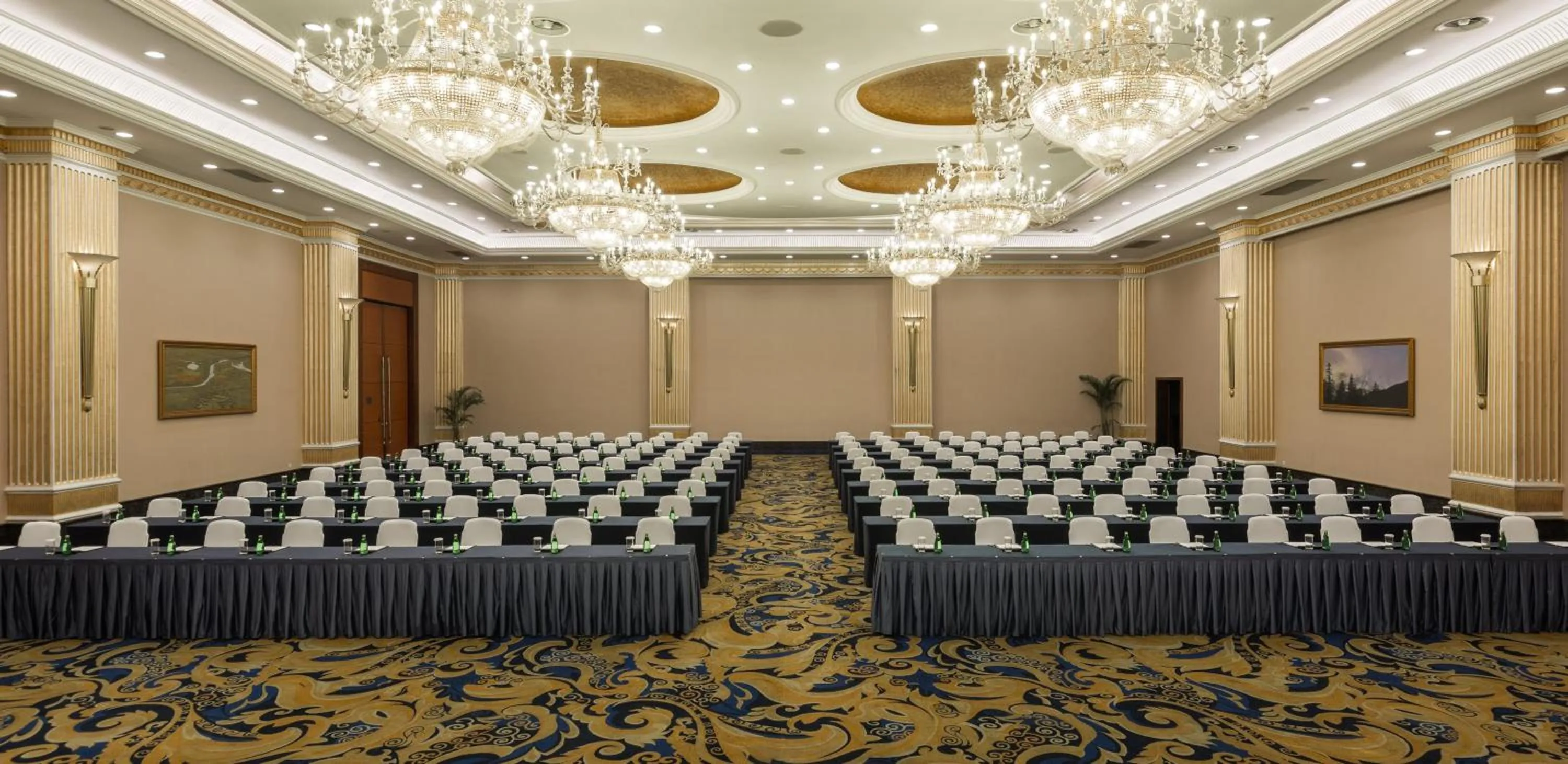 Meeting/conference room in InterContinental Century City Chengdu