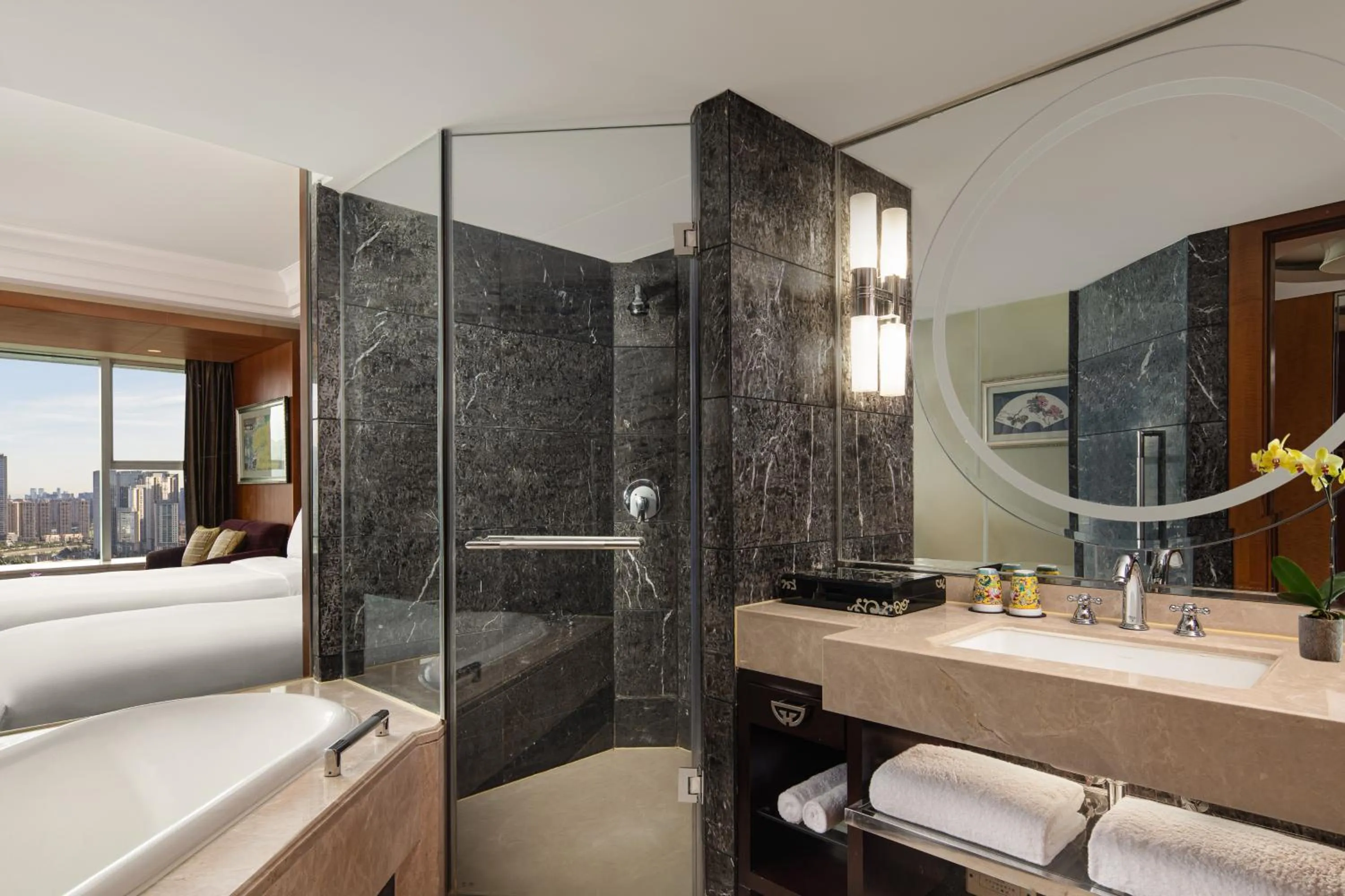 Bathroom, Bed in InterContinental Century City Chengdu