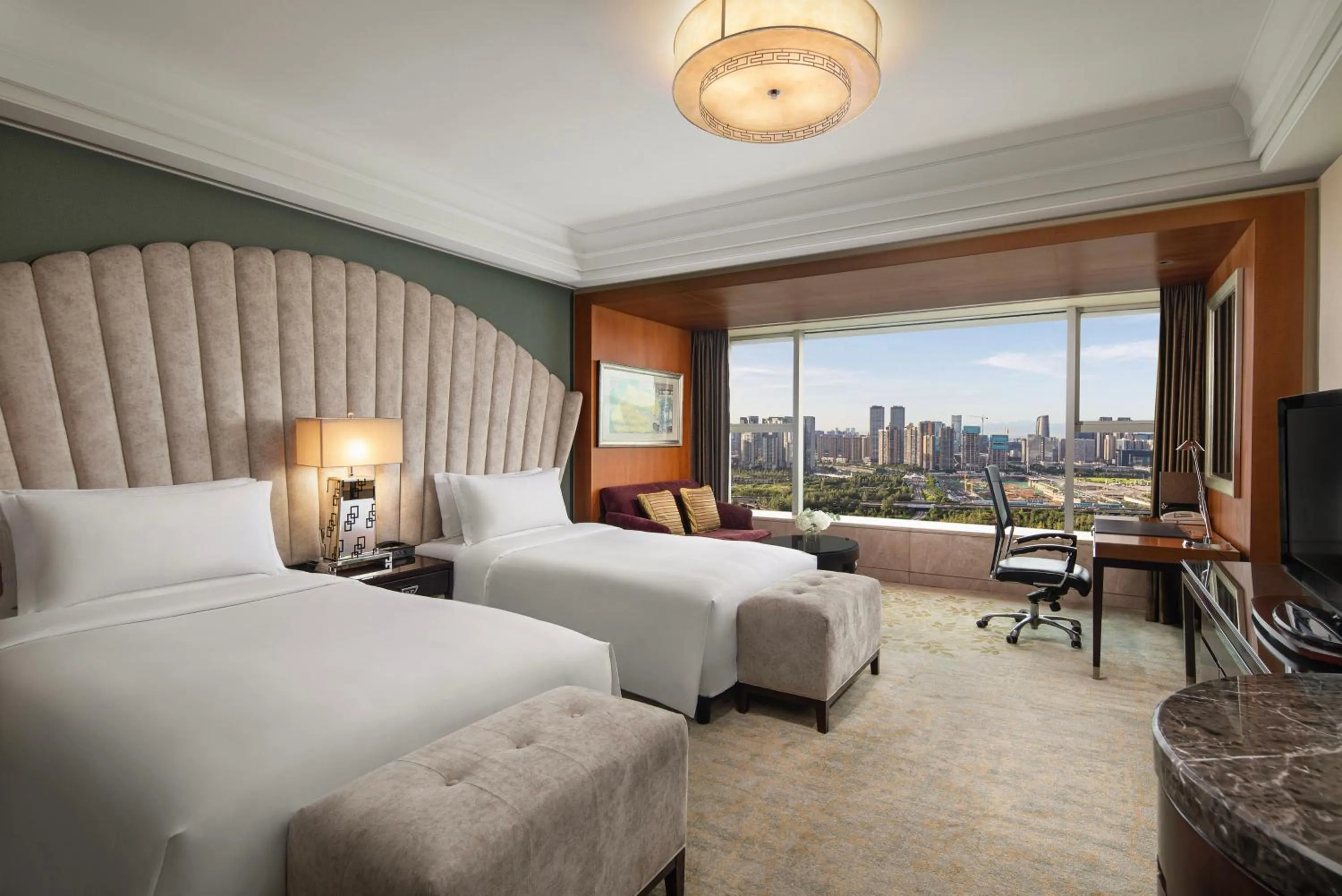 Photo of the whole room, Bed in InterContinental Century City Chengdu
