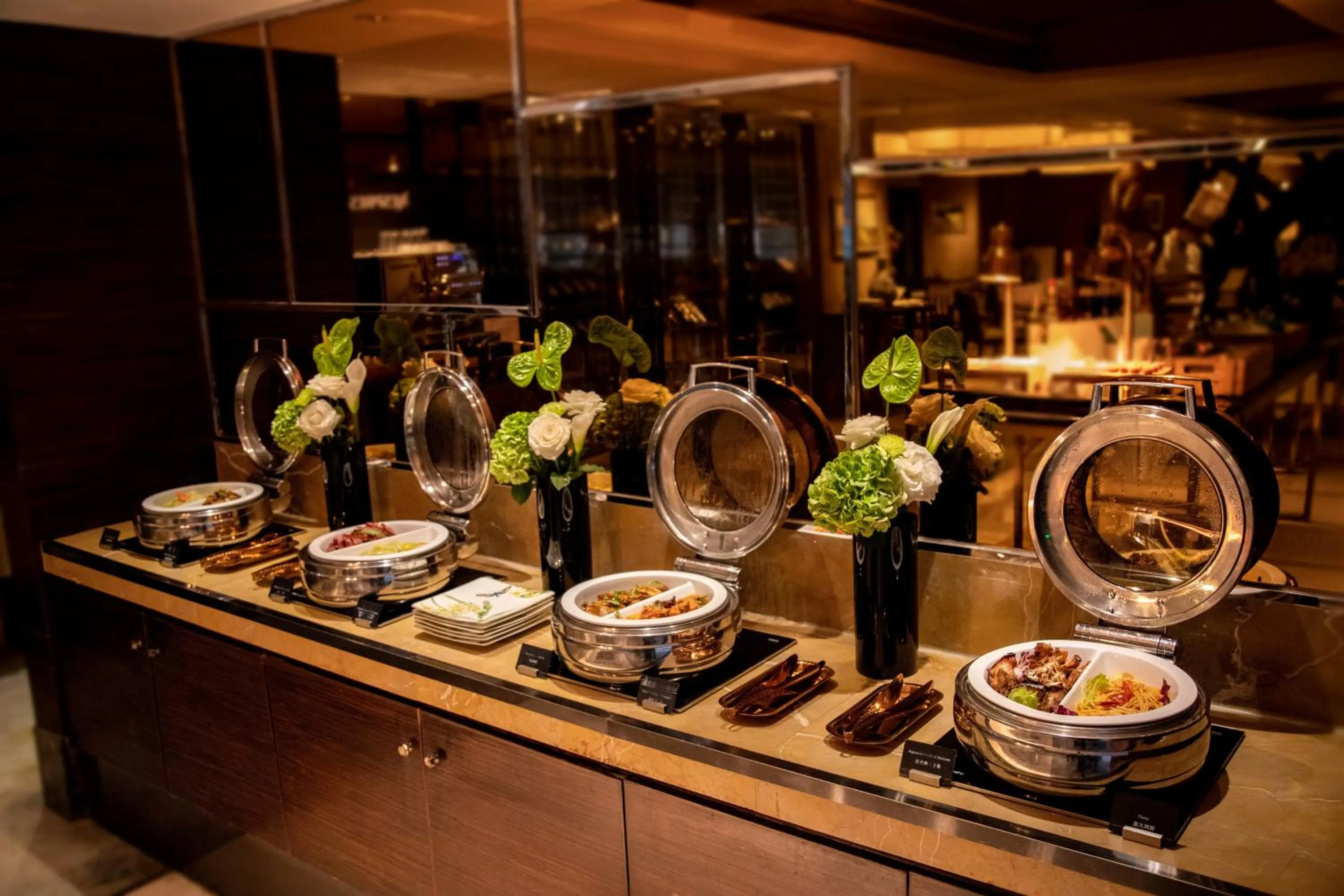 Restaurant/places to eat in InterContinental Century City Chengdu