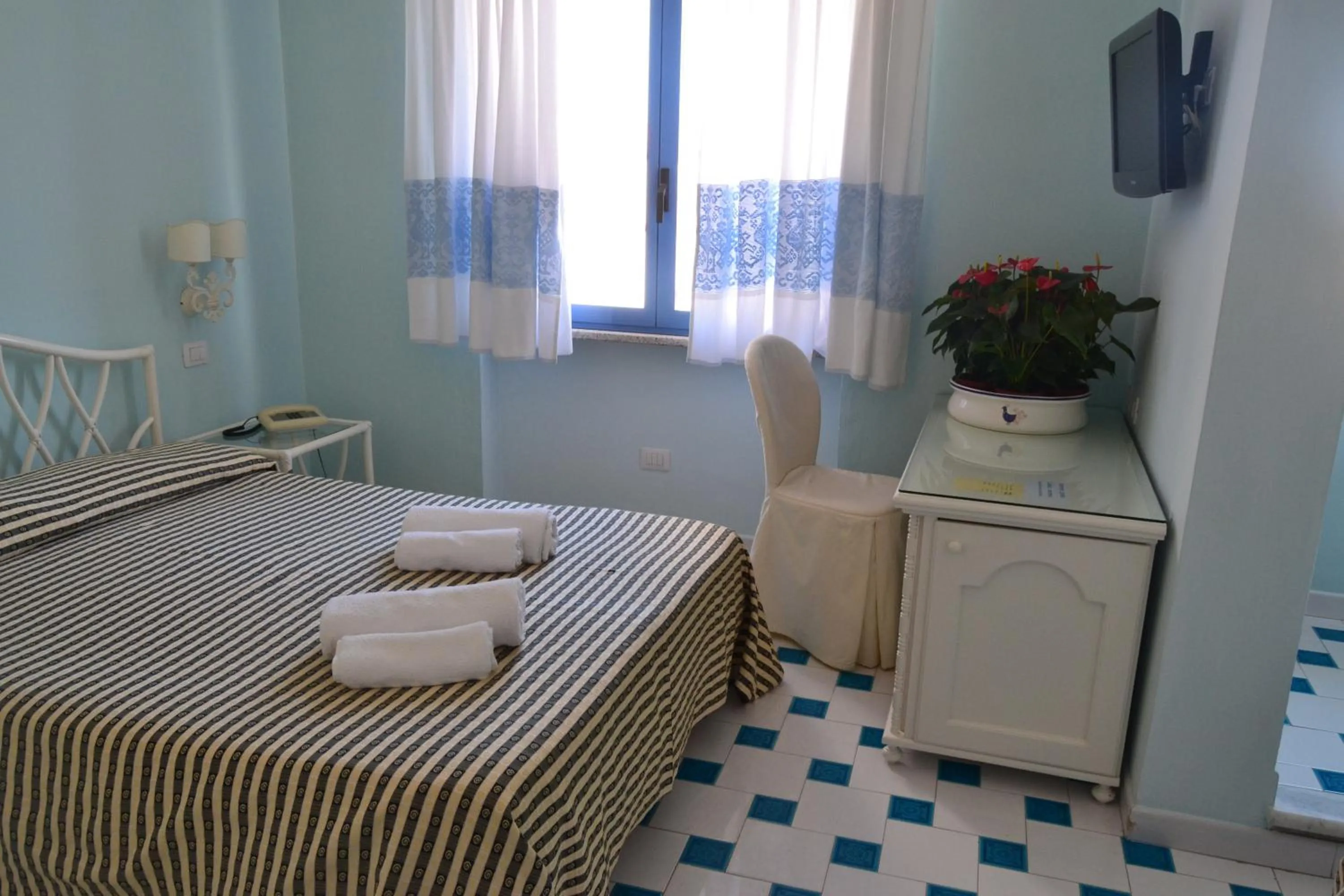 Day, Bed in Hotel La Lampara