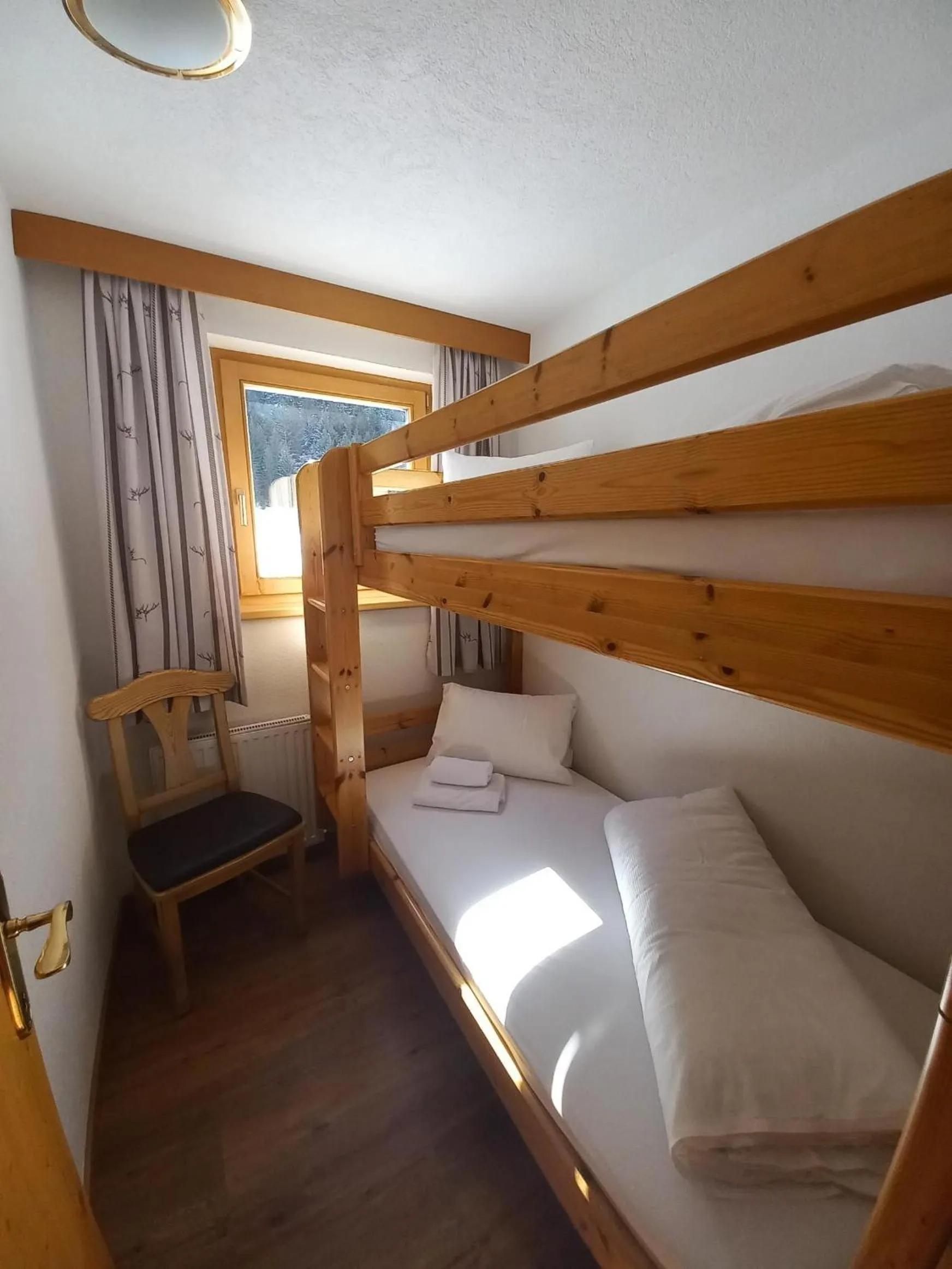 Bed in Hotel Casada - Silvretta Premium Card Betrieb