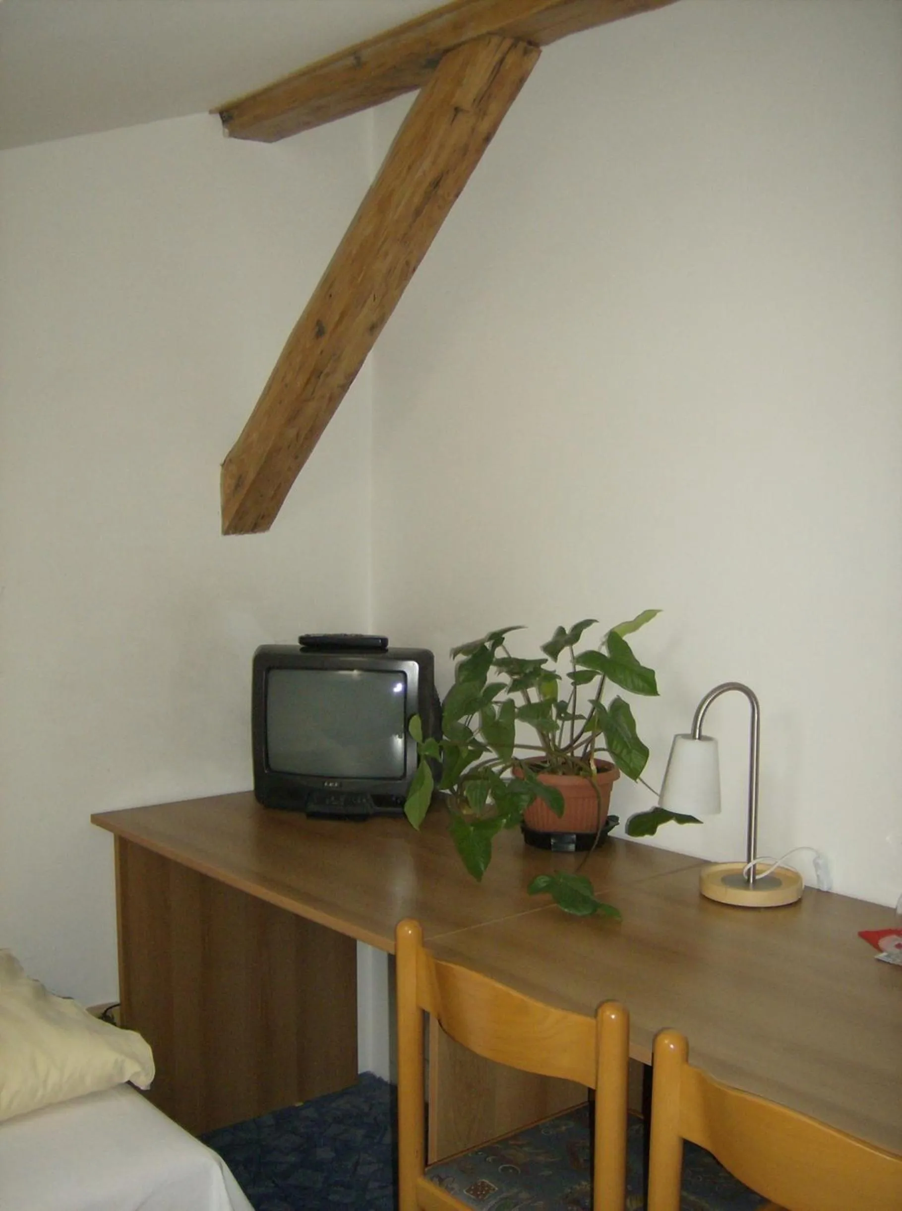 Photo of the whole room in Hotel Maria