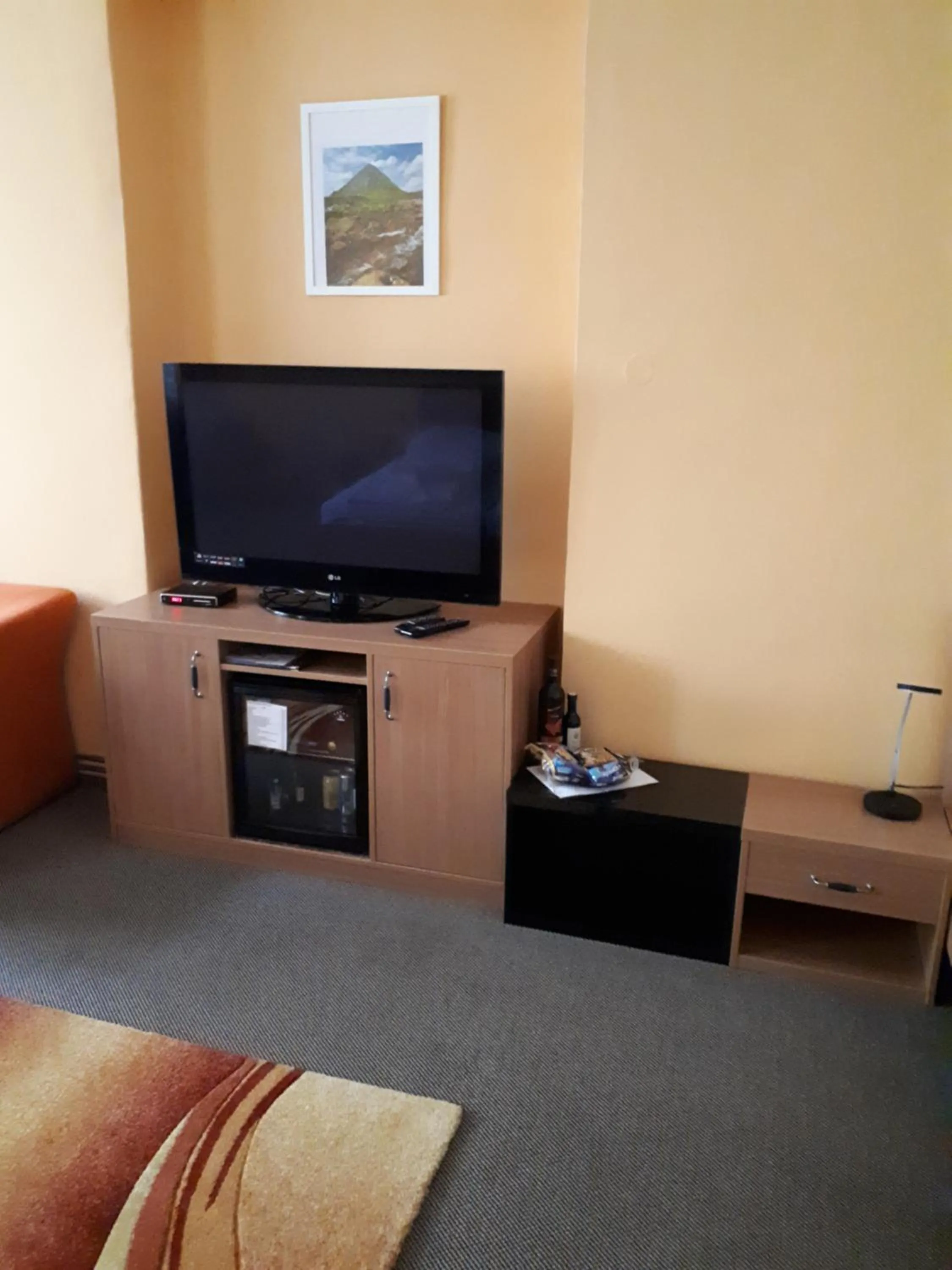 TV and multimedia in Hotel Maria