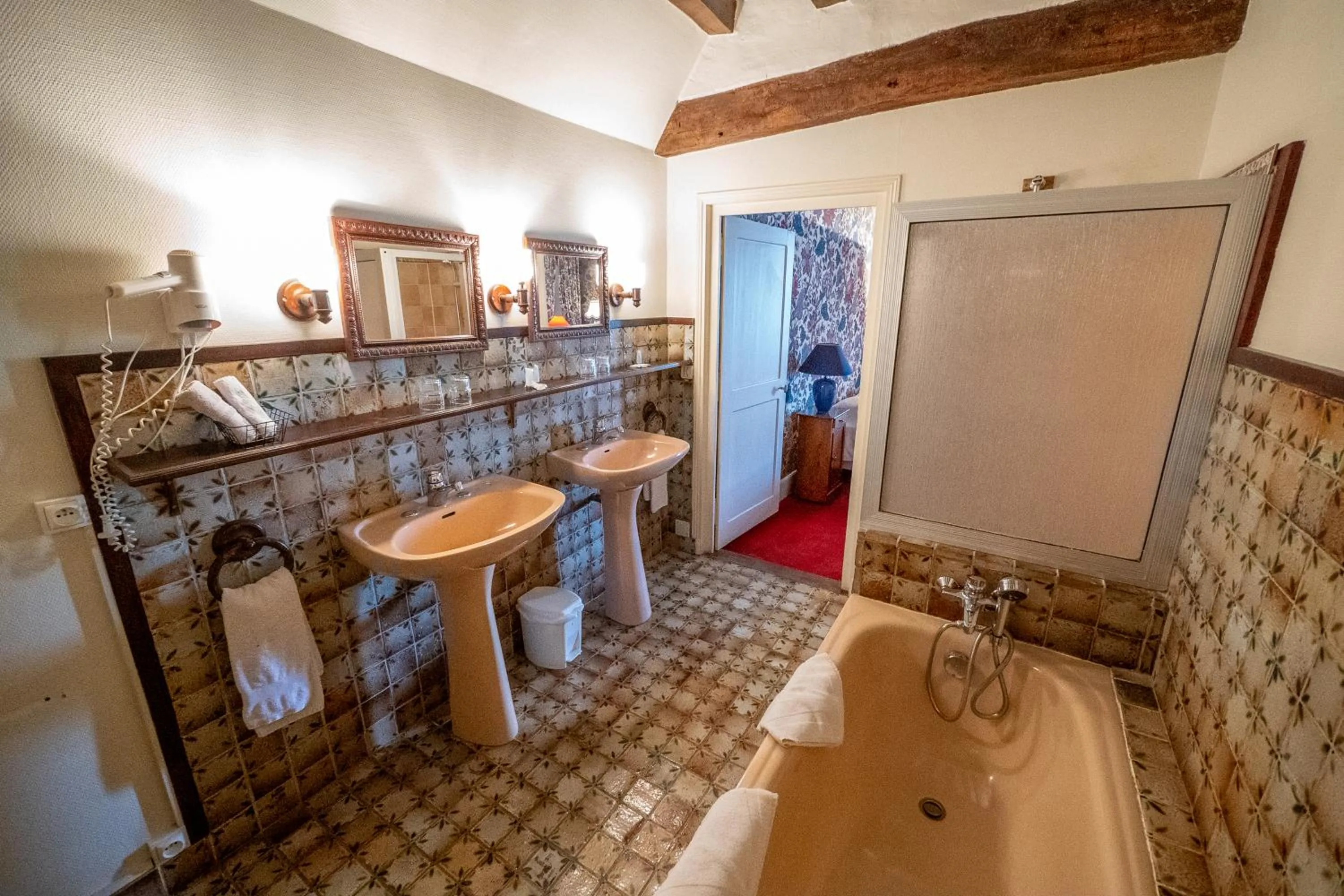 Hôtellerie de Charme Le Relais Cicero Hôtel-Jardin-Calme-Verdure-Centre