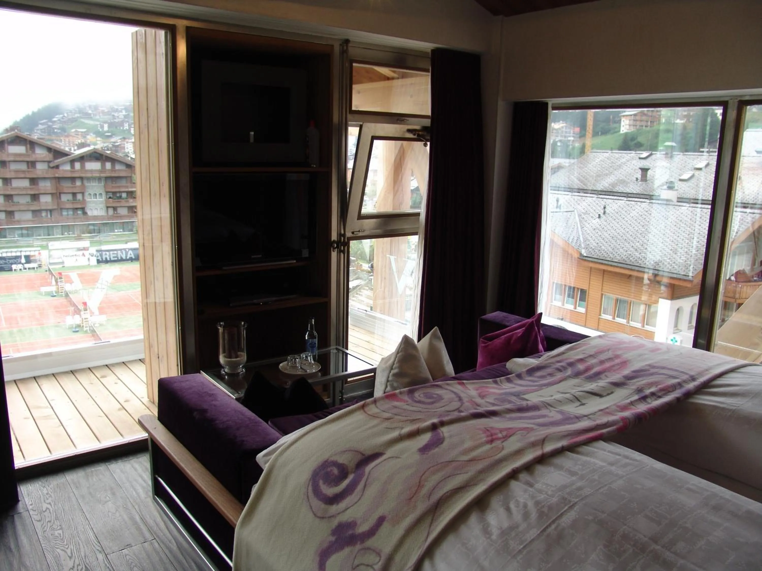 Bed in Backstage Boutique SPA Hotel