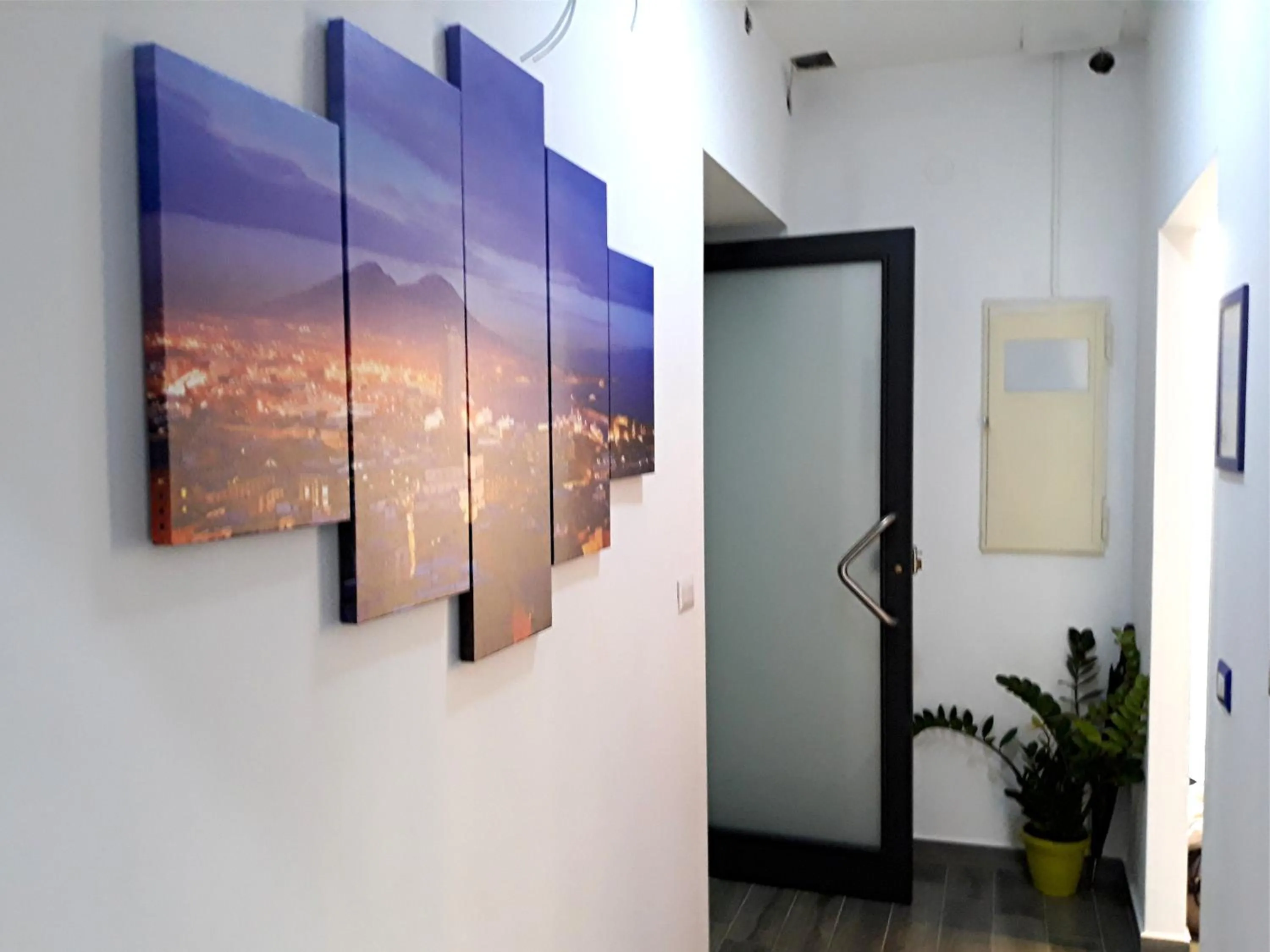 Facade/entrance in B&B City Center