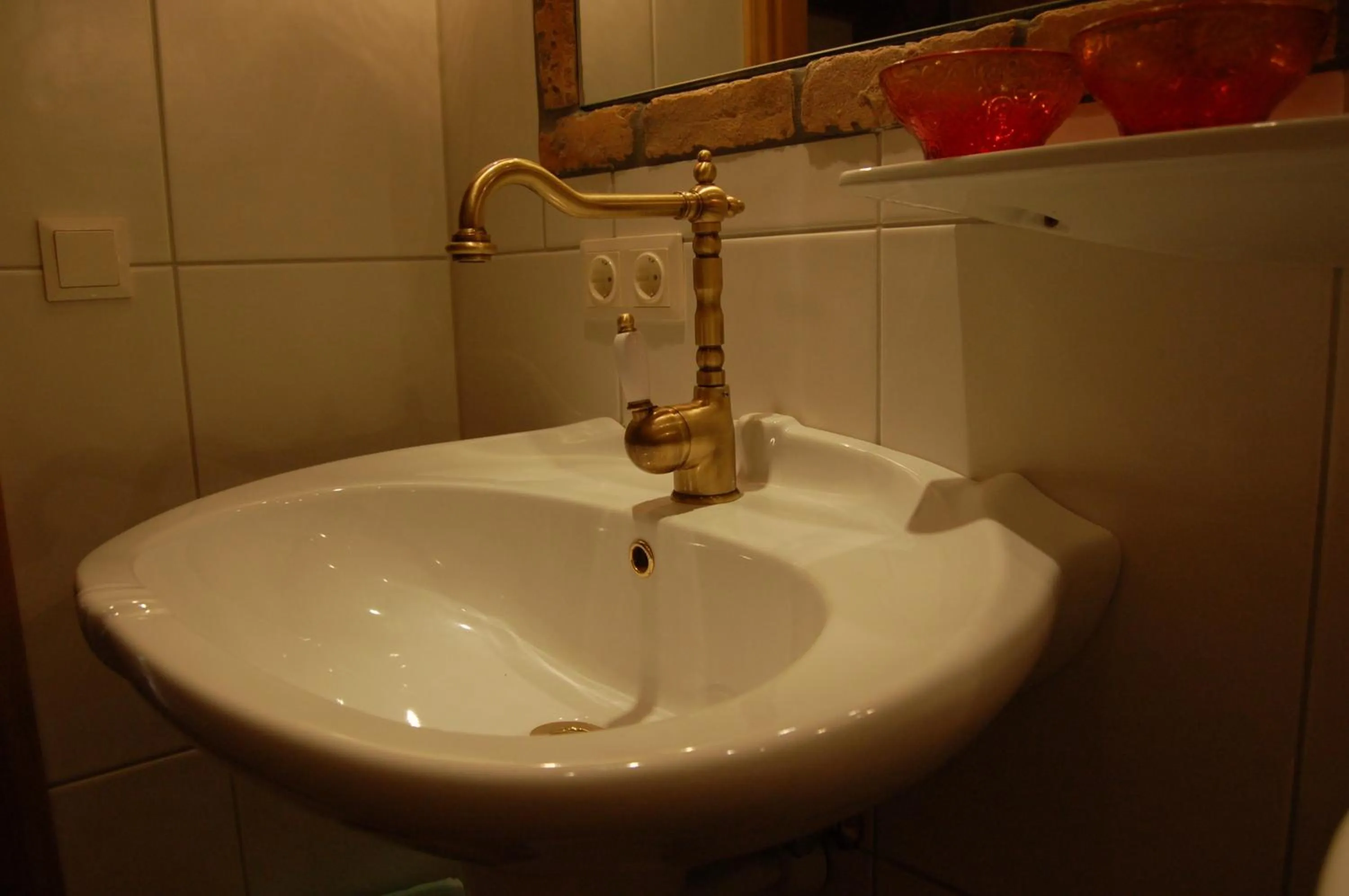 Bathroom in Hotel Schweizerhof