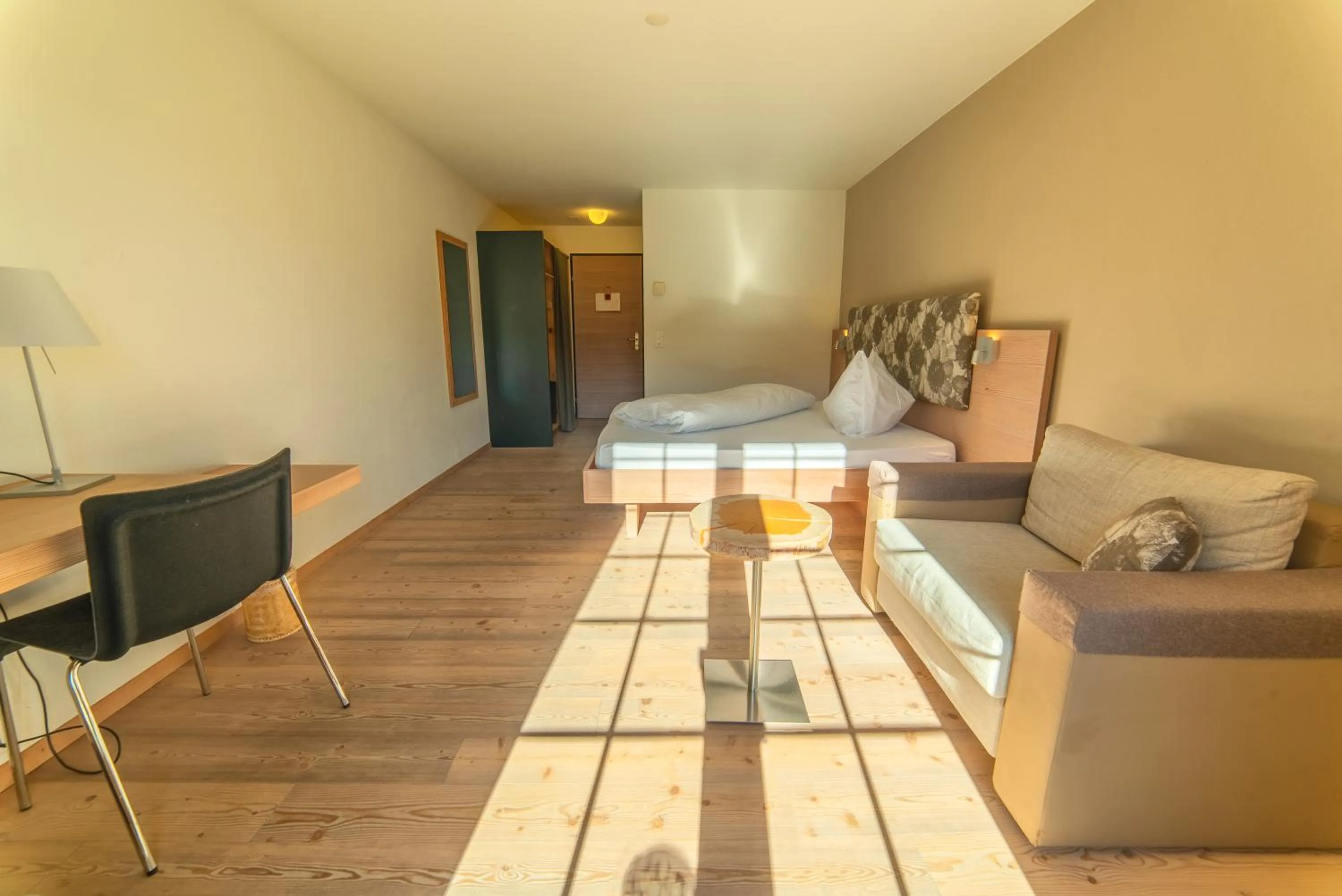 Photo of the whole room in Hotel Ucliva