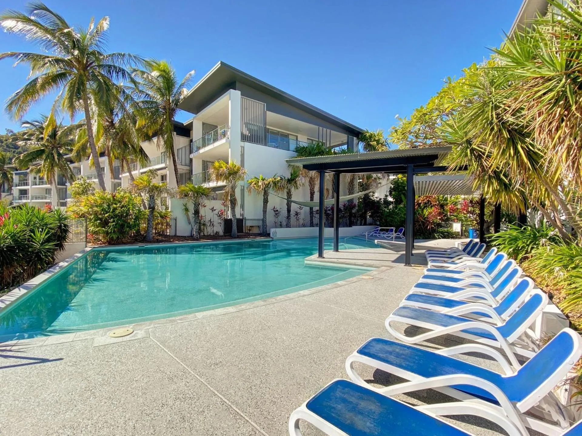 Property building in Blue on Blue Studio Room 1242