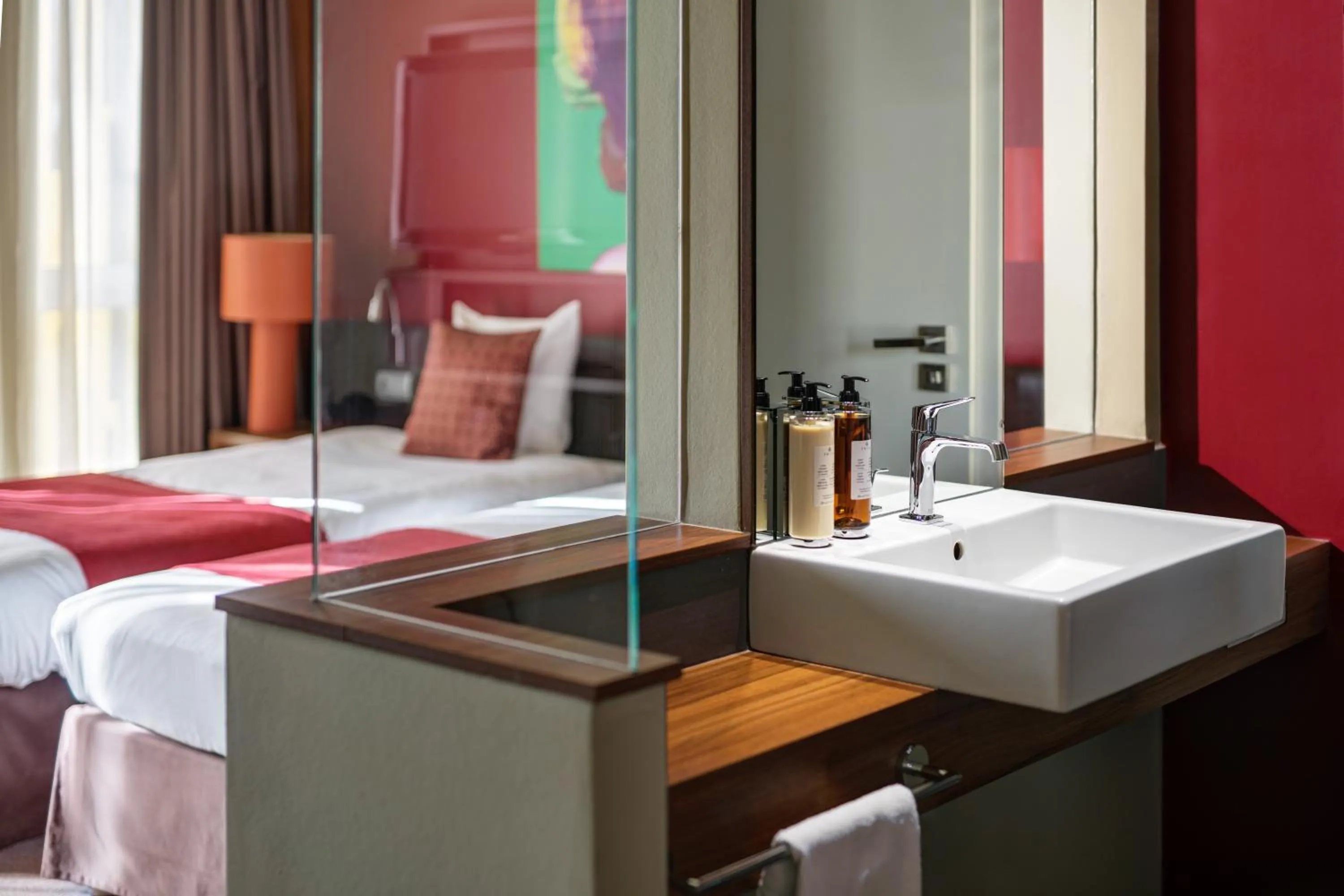 Bathroom, Bed in Clarion Congress Hotel Bratislava