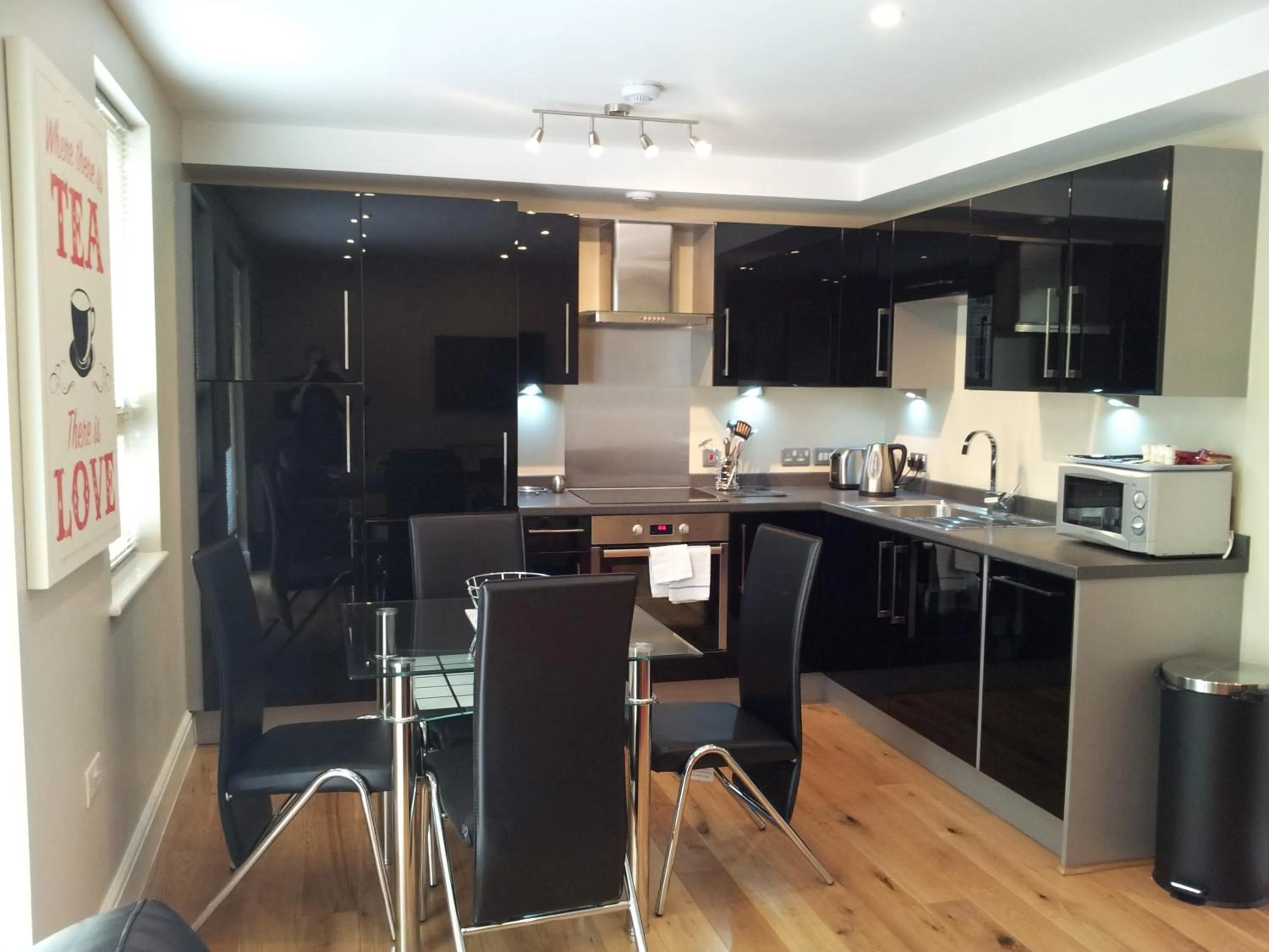 Kitchen or kitchenette in Hamilton Court Apartments from Your Stay Bristol