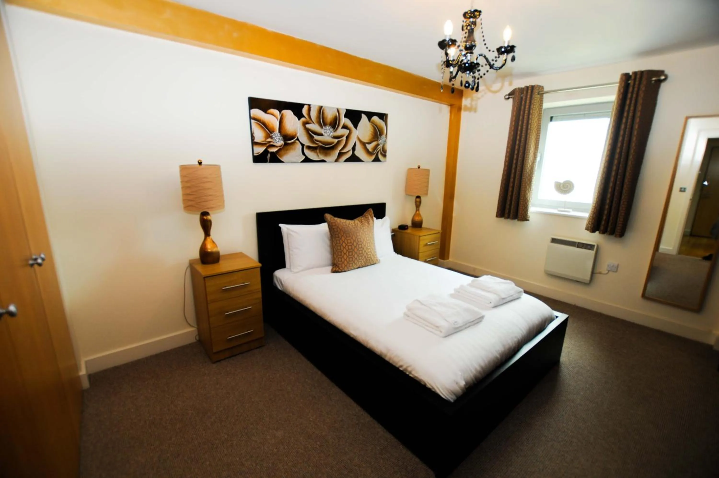 Bedroom, Bed in Hamilton Court Apartments from Your Stay Bristol