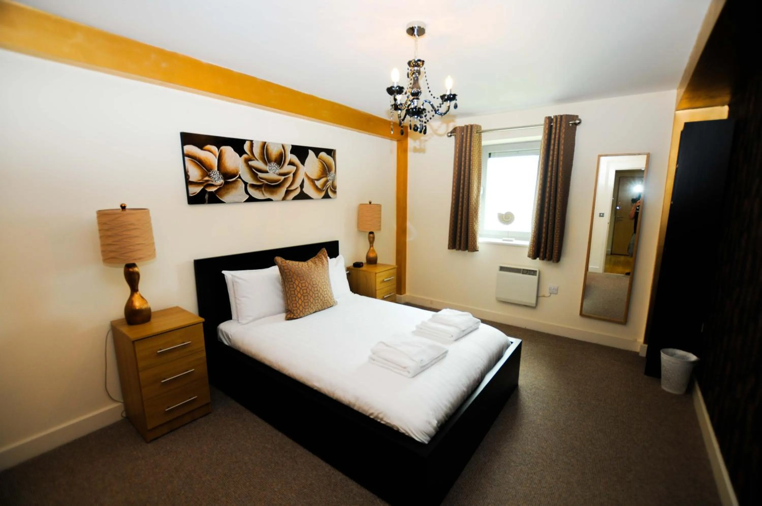 Bedroom, Bed in Hamilton Court Apartments from Your Stay Bristol