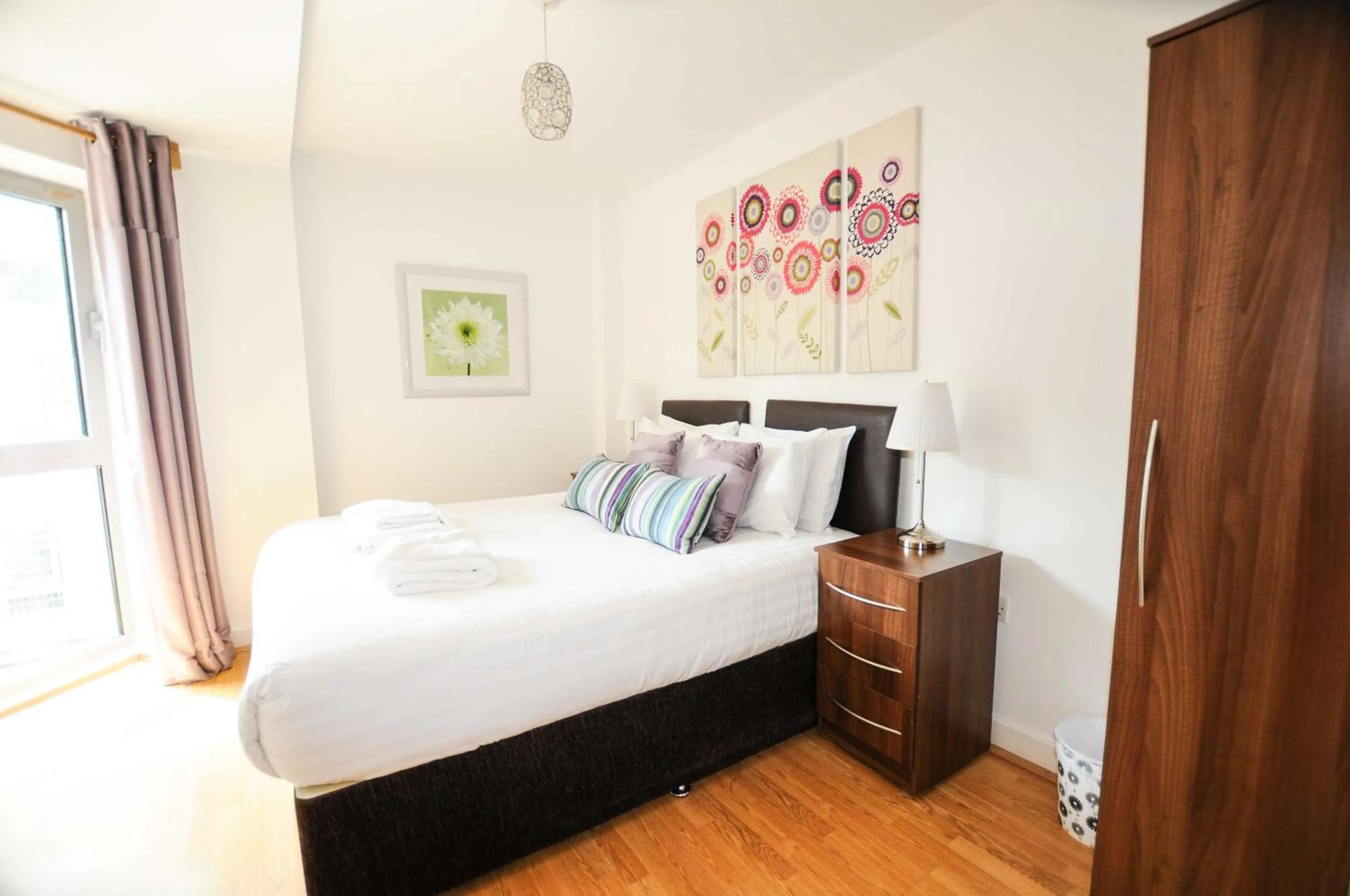 Bedroom, Bed in Hamilton Court Apartments from Your Stay Bristol