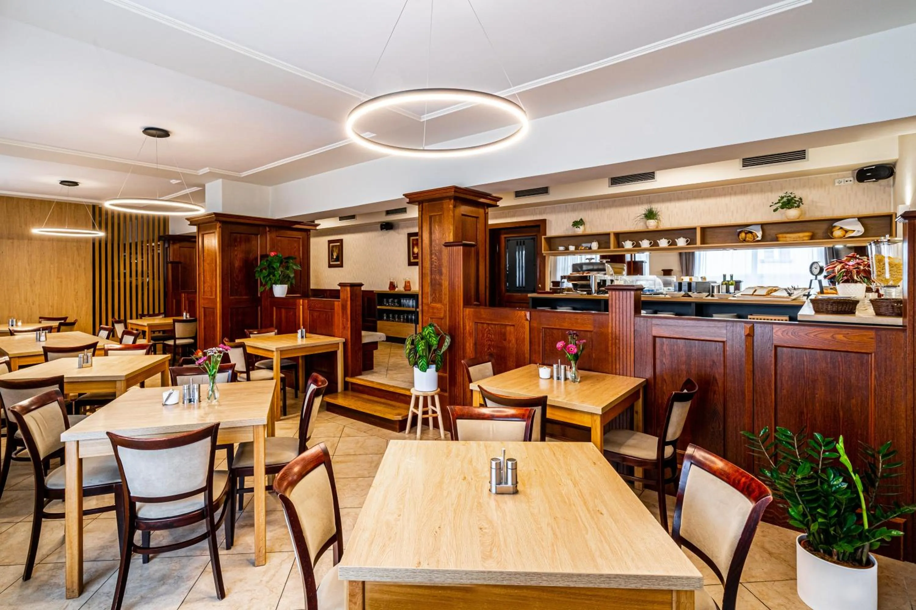 Buffet breakfast in Hotel Baltaci U Náhonu