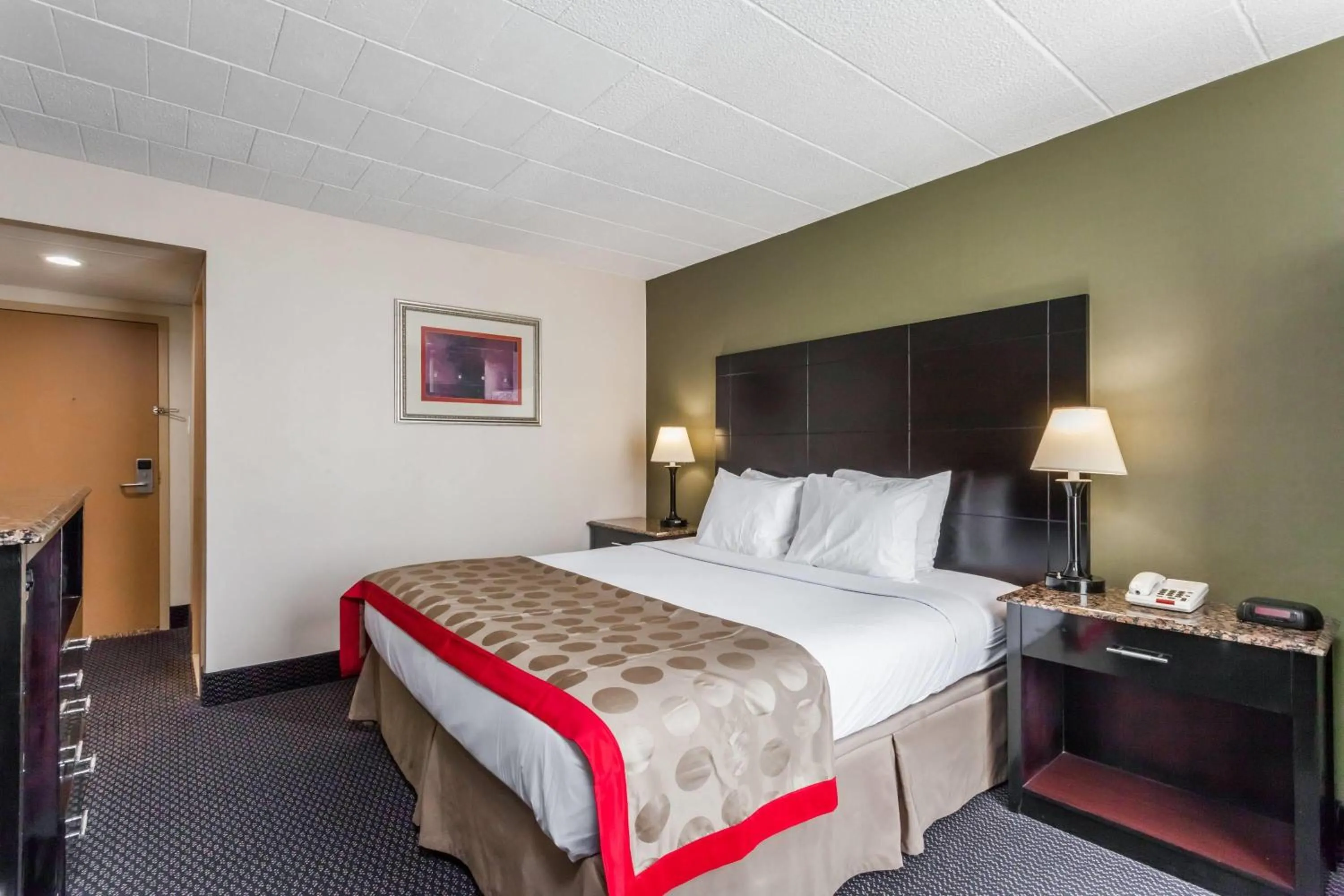 Photo of the whole room, Bed in Ramada by Wyndham Newburgh/West Point