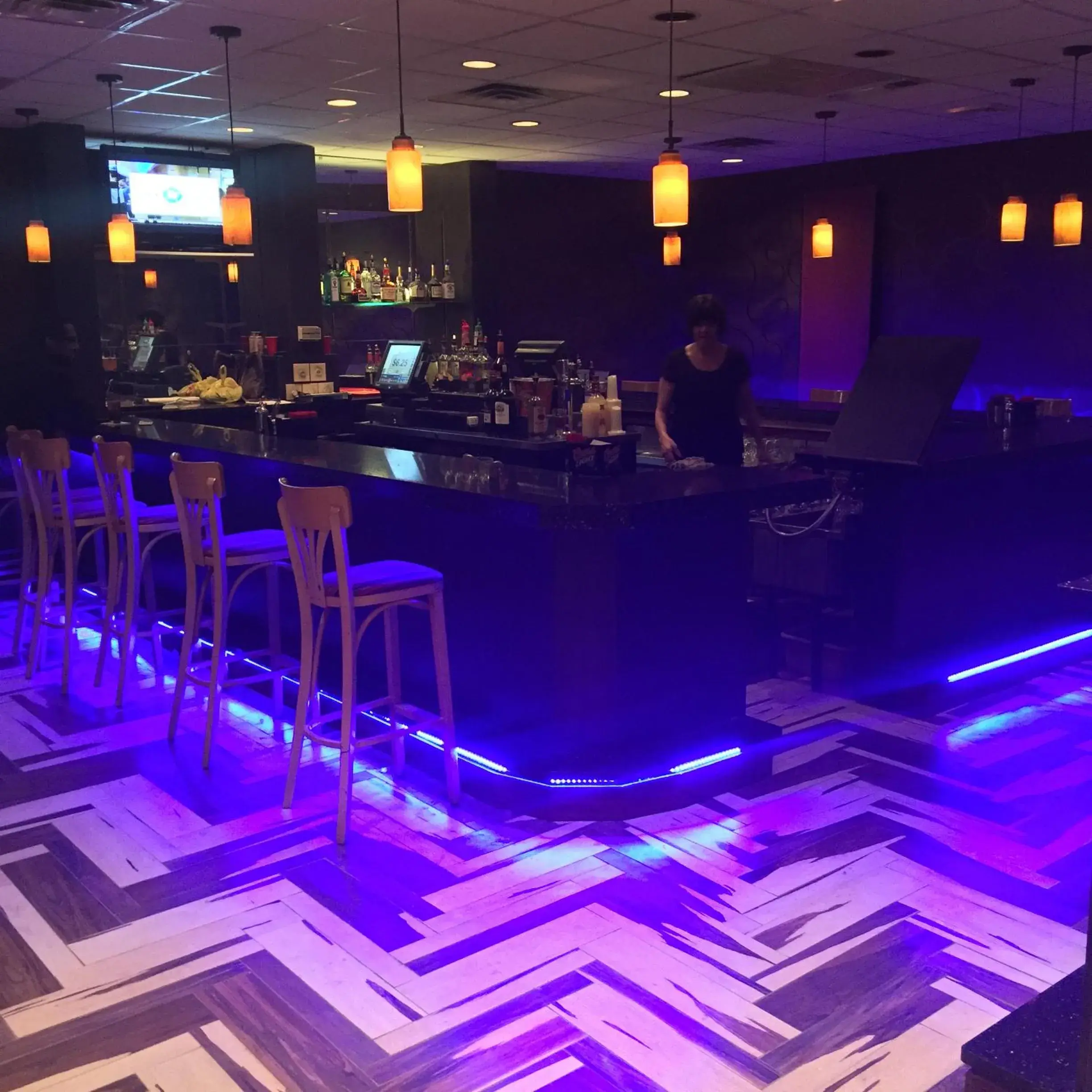 Lounge or bar in Ramada by Wyndham Newburgh/West Point Lounge or bar in Ramada by Wyndham Newburgh/West Point