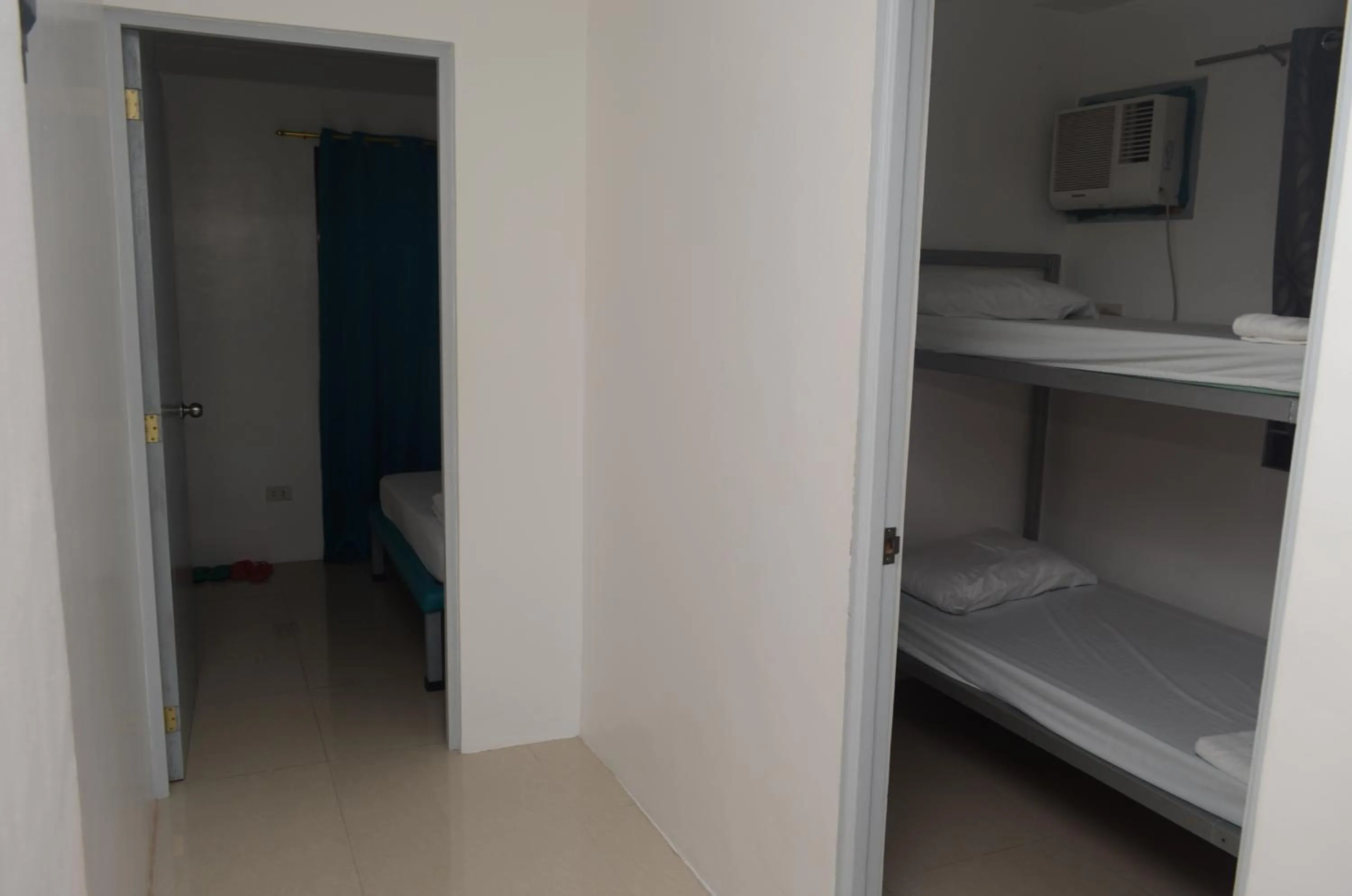 Bed in Alicia Apartment