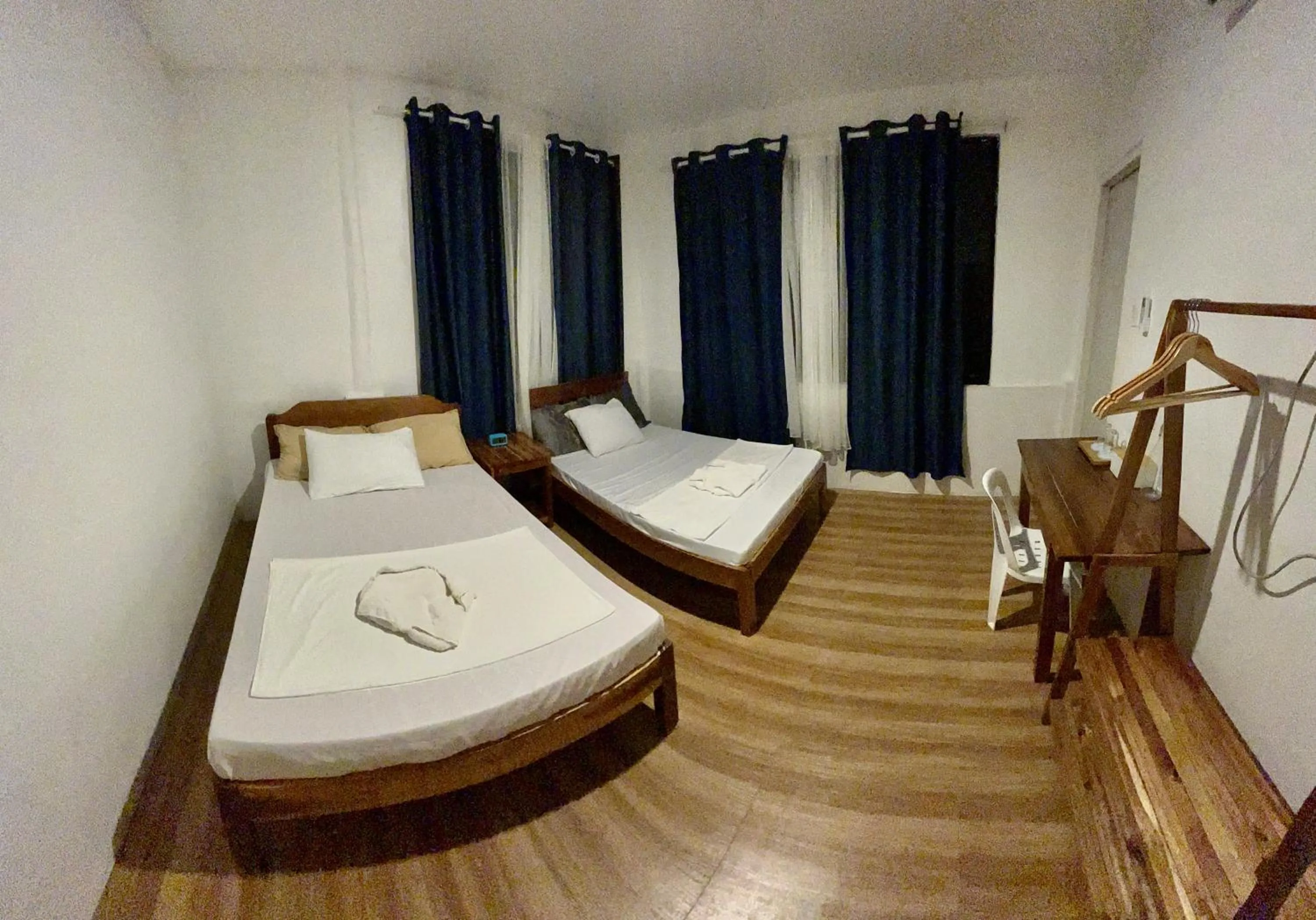 Deluxe Double Room in Hill Myna Beach Cottages