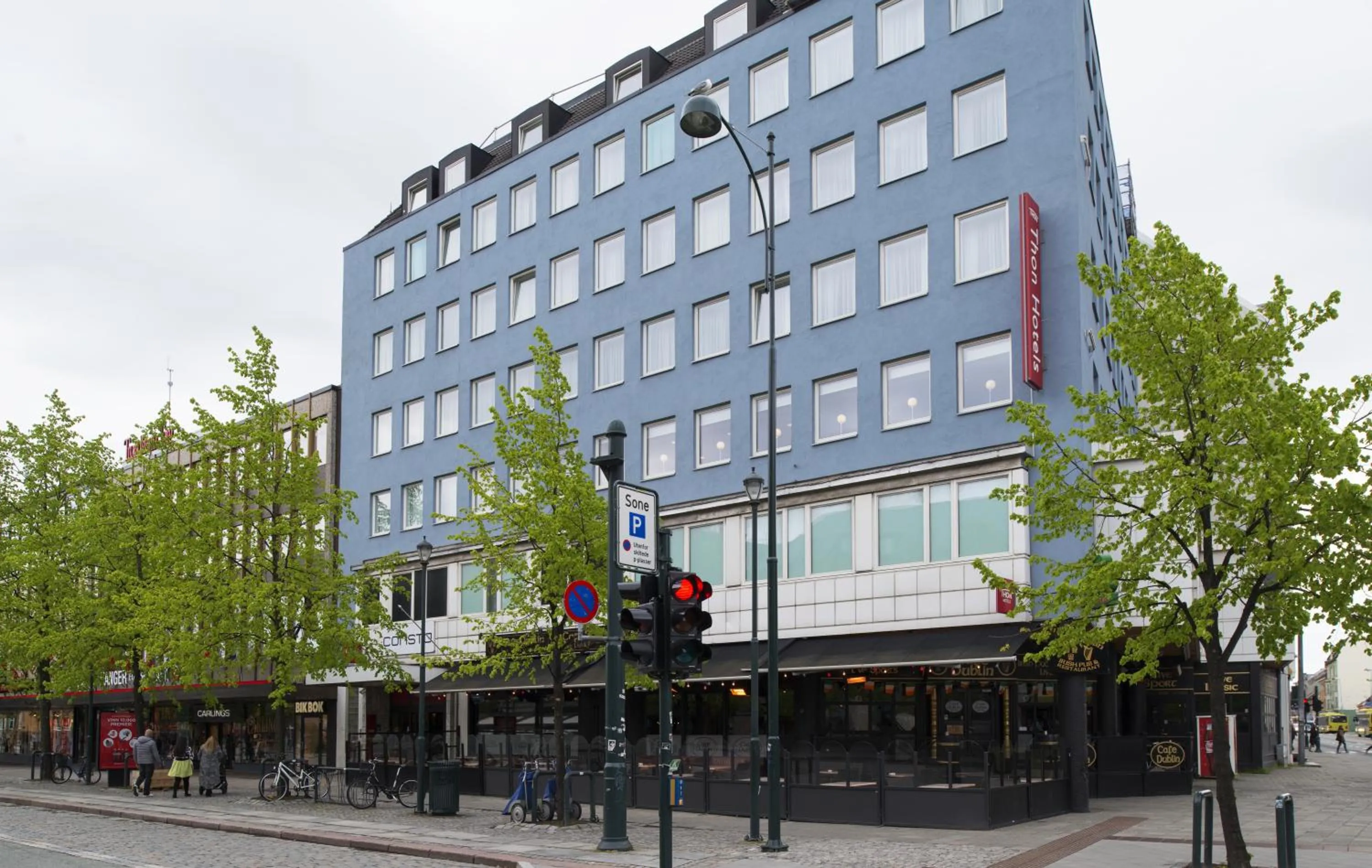 Facade/entrance in Thon Hotel Trondheim