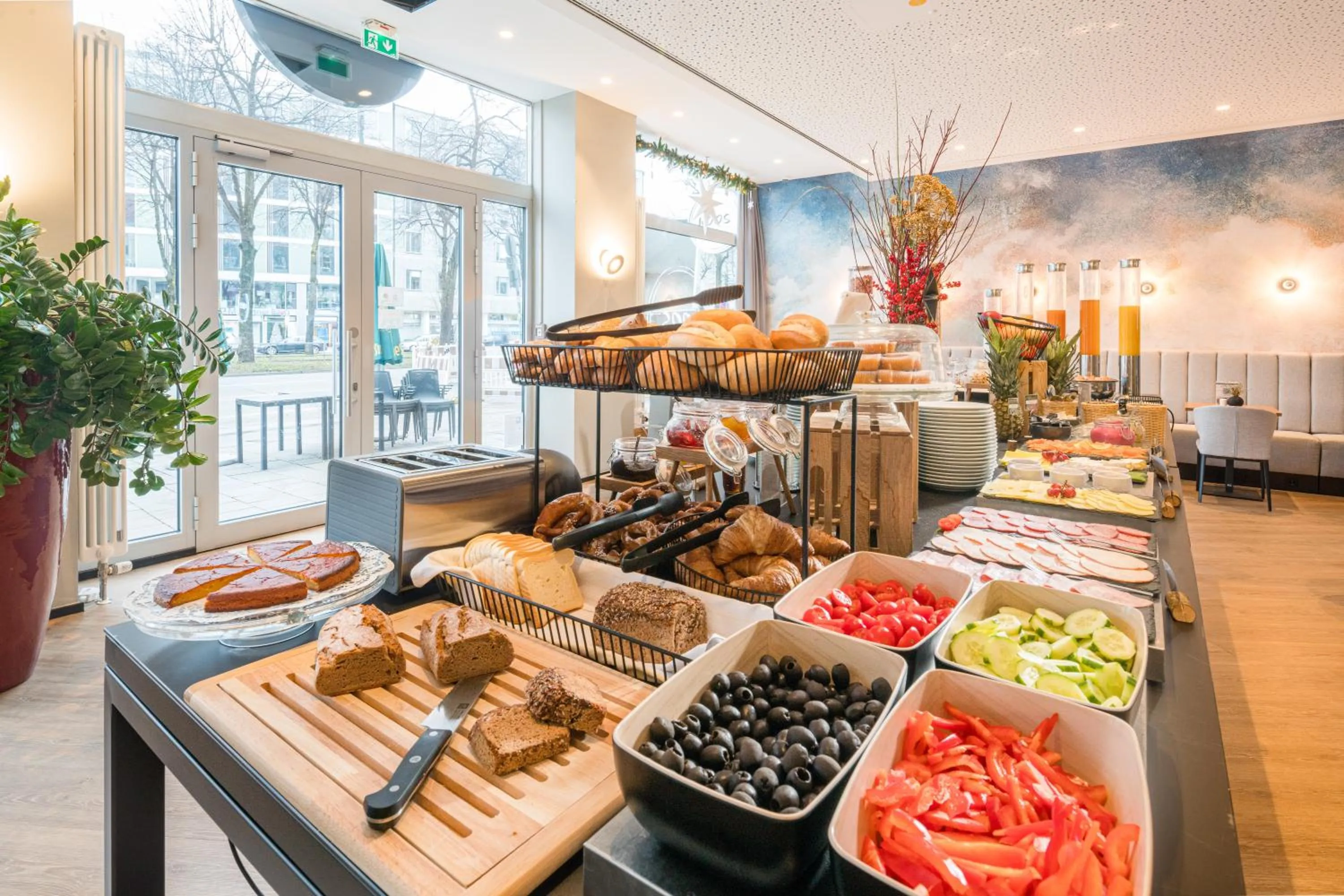 Buffet breakfast in KOOS Hotel&Apartments - City Aparthotel