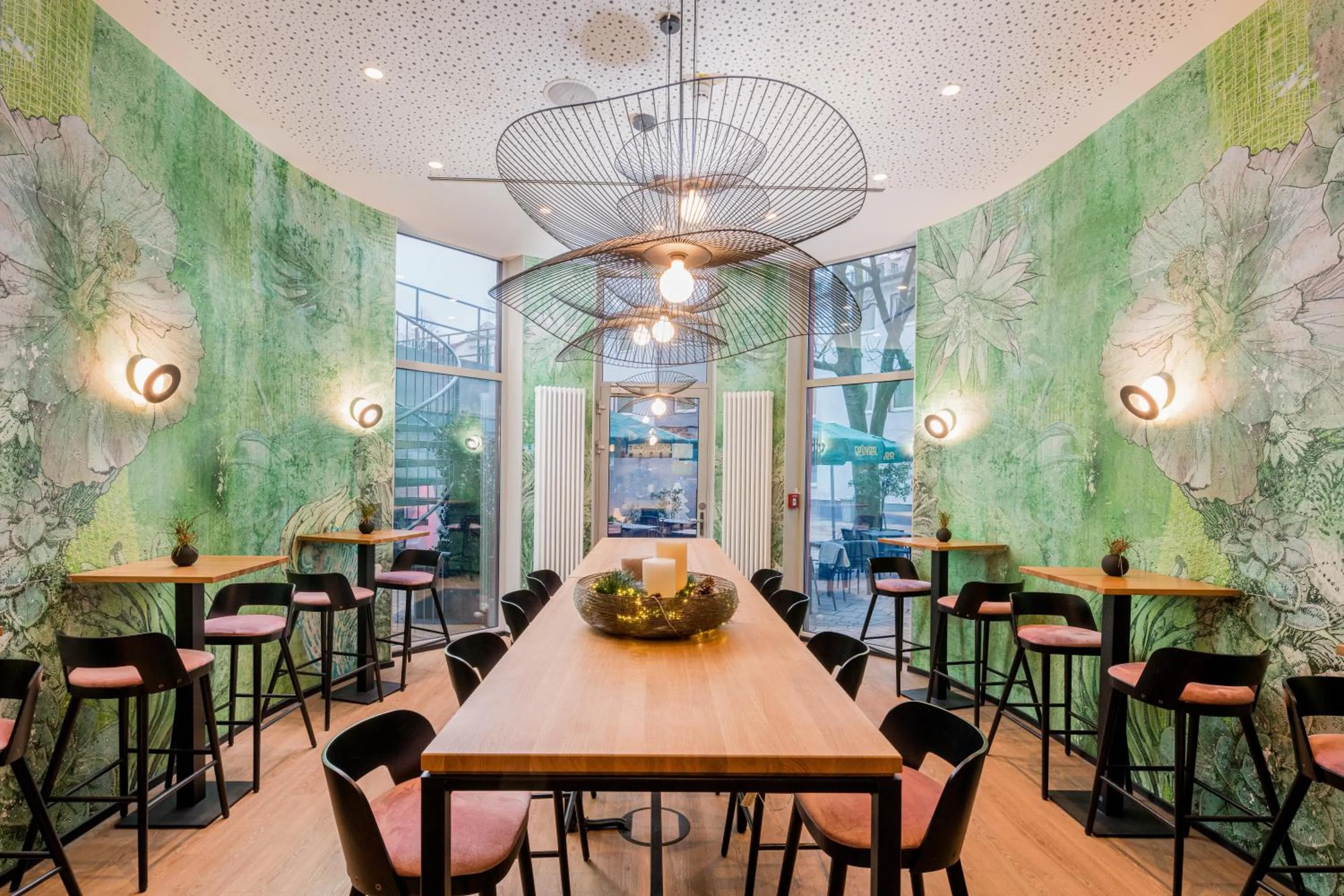 Lobby or reception in KOOS Hotel&Apartments - City Aparthotel