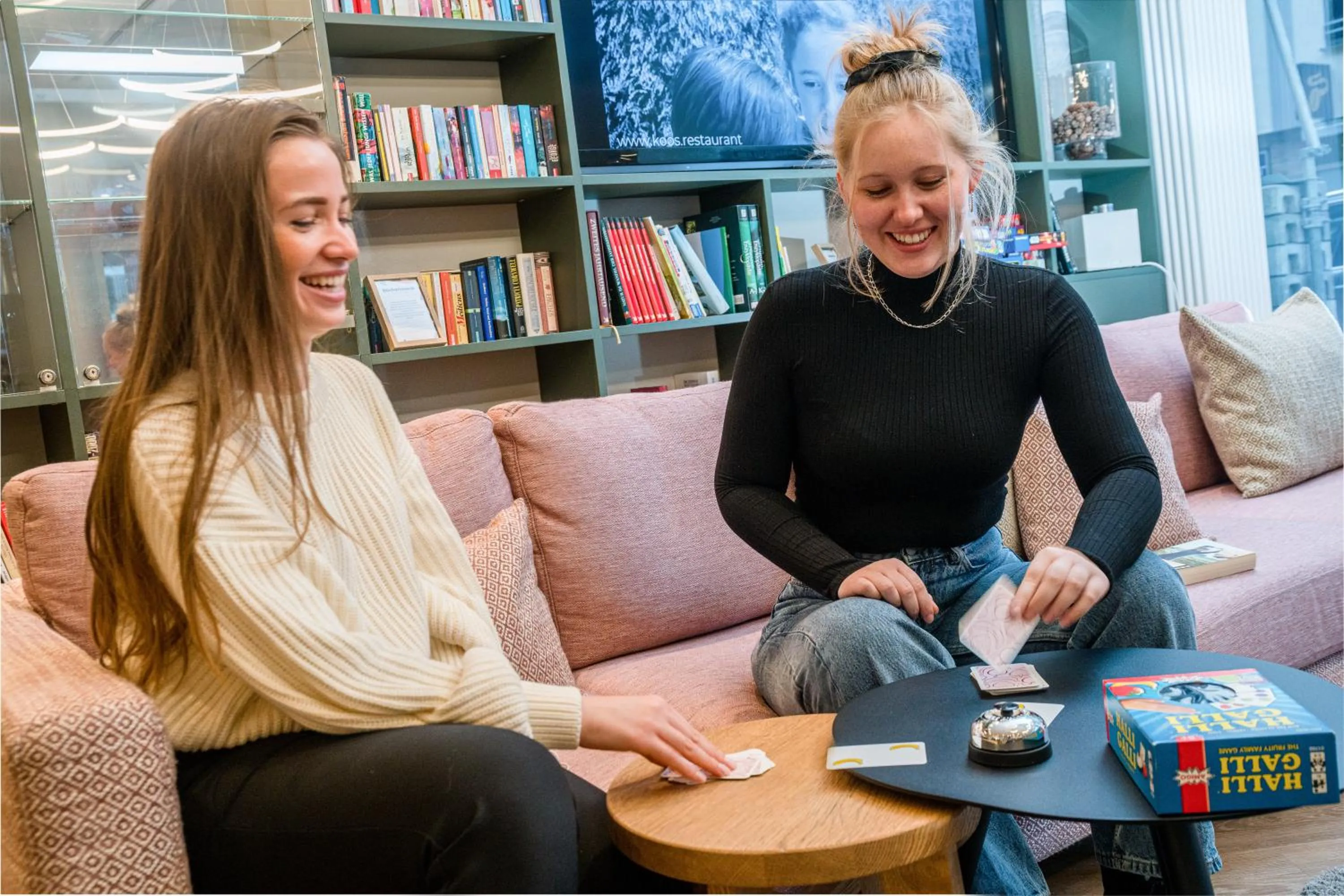 Lobby or reception in KOOS Hotel&Apartments - City Aparthotel