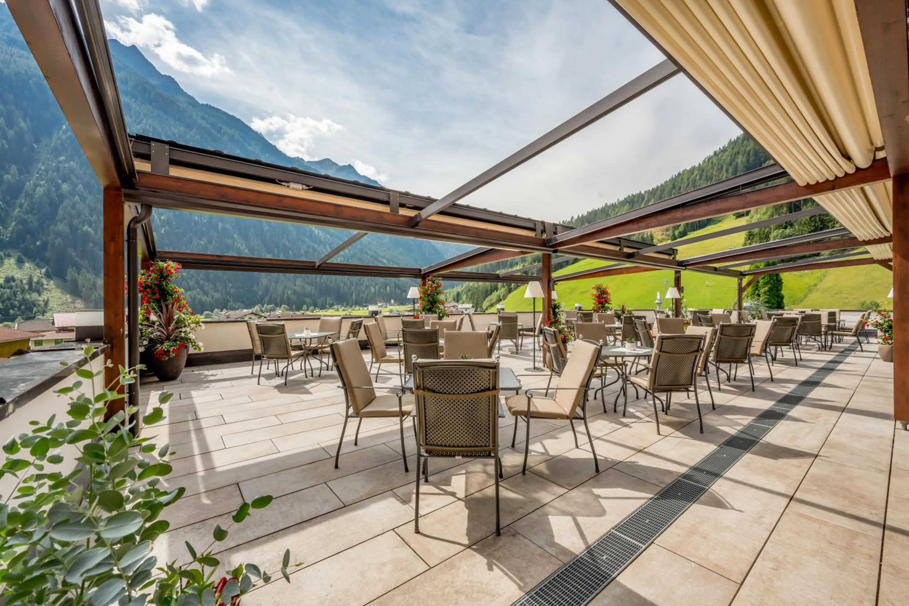 Balcony/Terrace in Wellness & Relax Hotel Milderer Hof