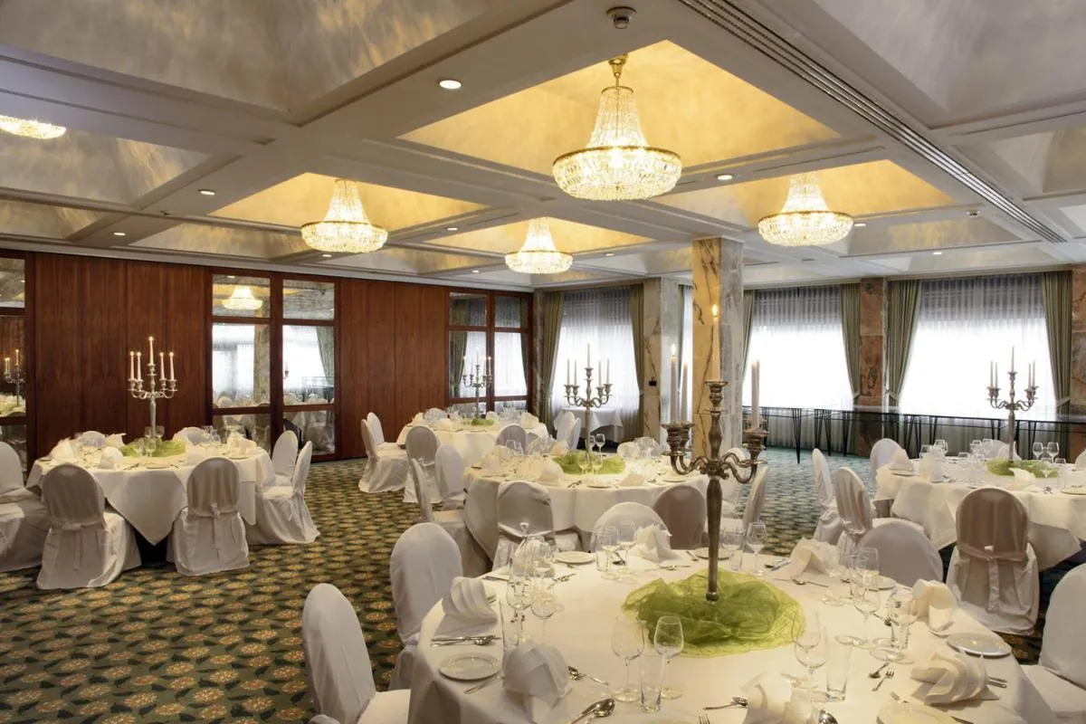 H4 Hotel Frankfurt Messe