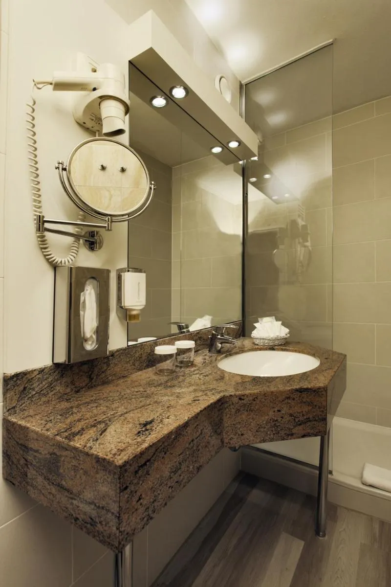 H4 Hotel Frankfurt Messe