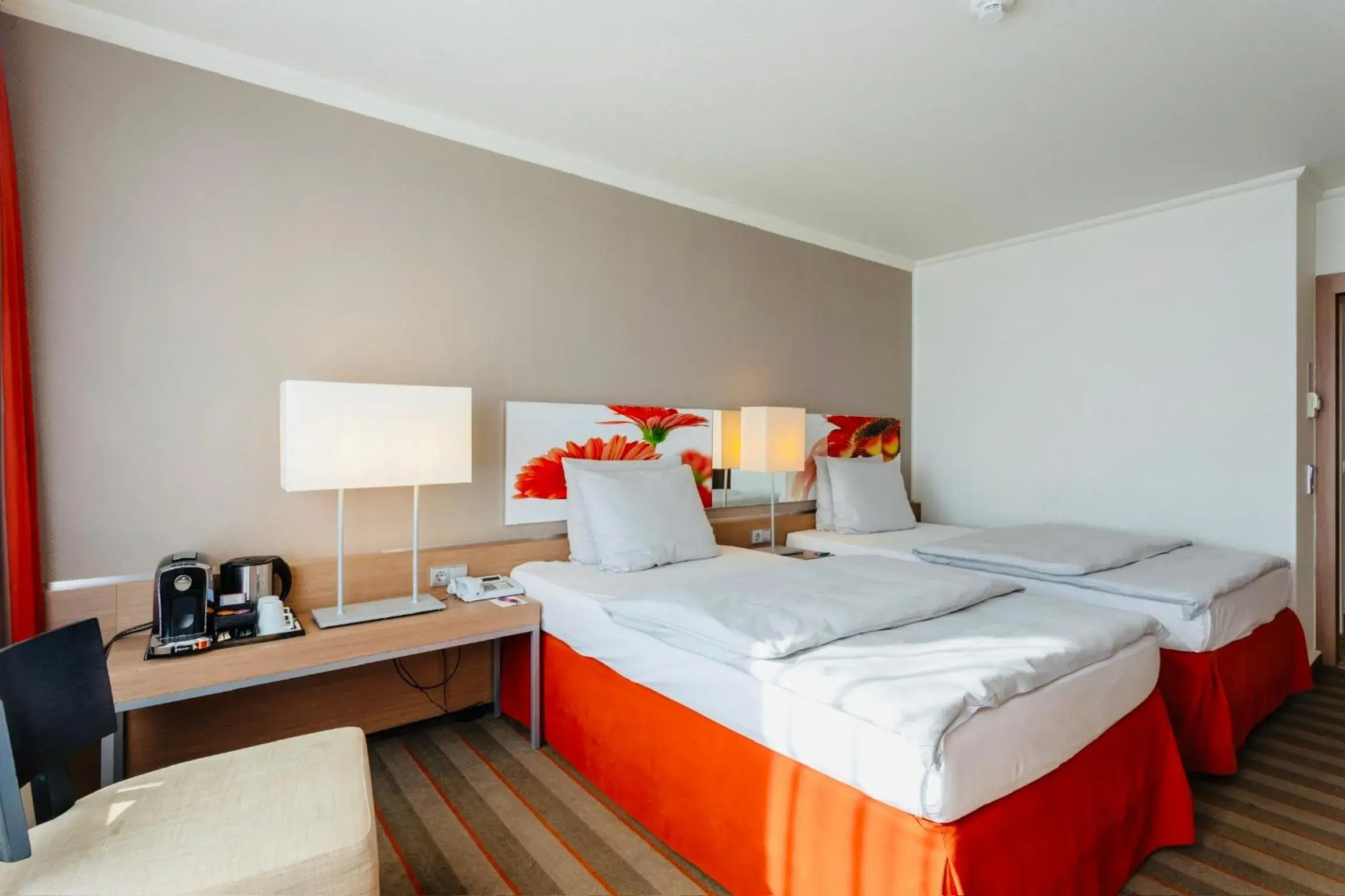 Bed in H4 Hotel Frankfurt Messe Bed in H4 Hotel Frankfurt Messe