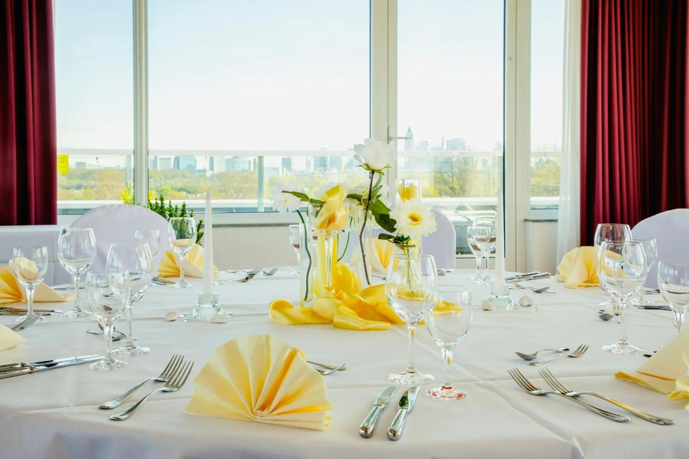 H4 Hotel Frankfurt Messe