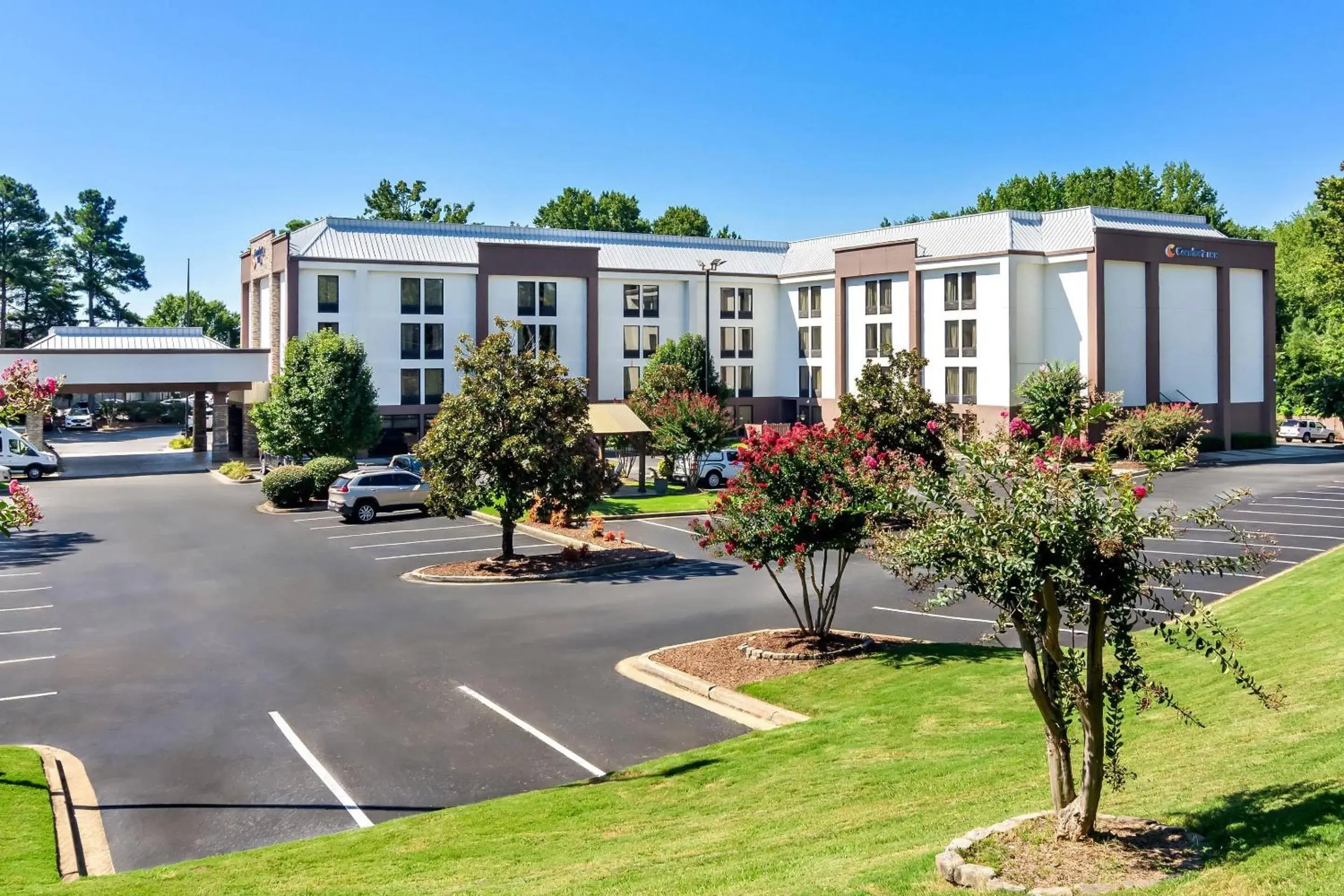 Property building in Comfort Inn Greenville - Haywood Mall Property building in Comfort Inn Greenville - Haywood Mall