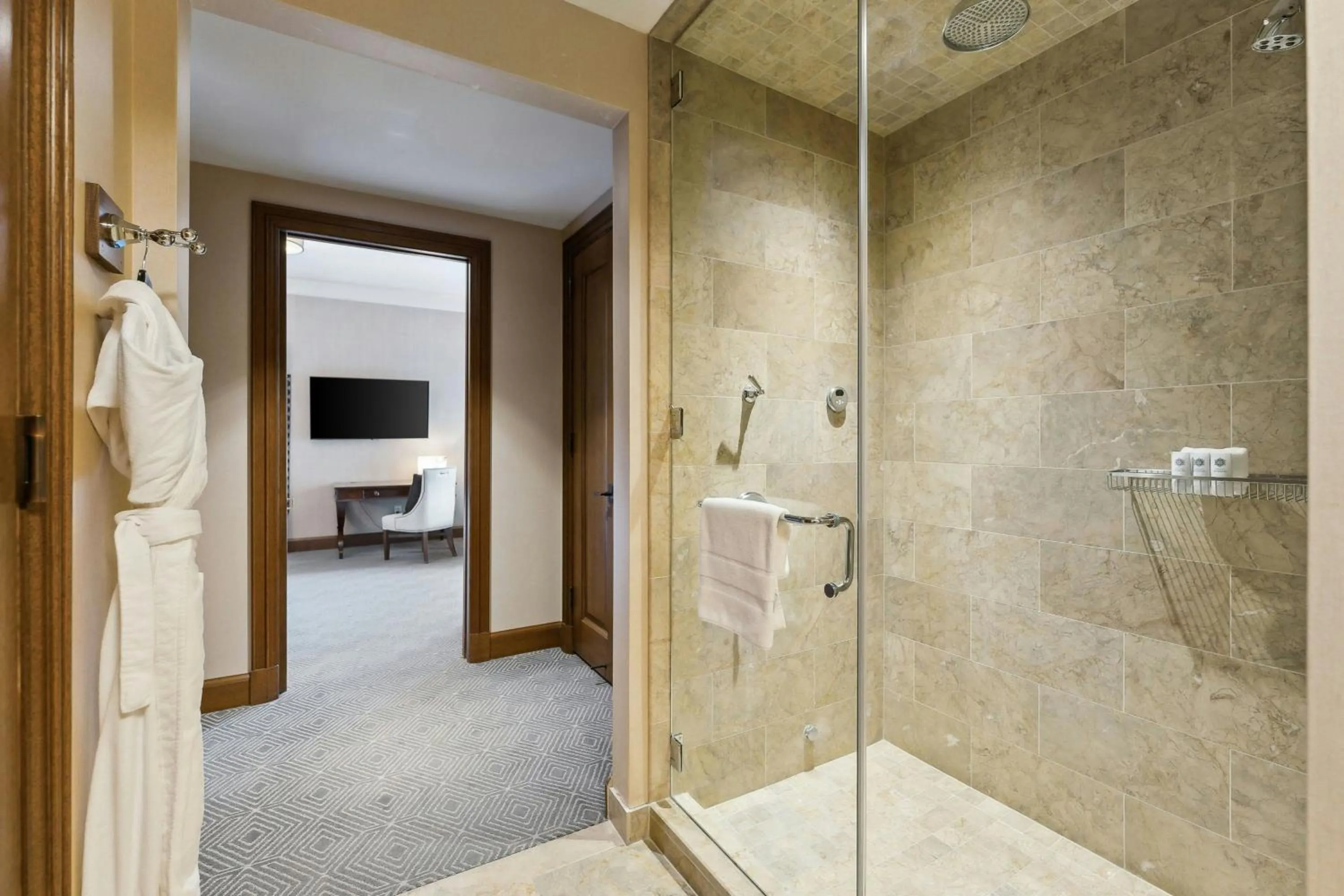 Photo of the whole room in St. Regis Deer Valley