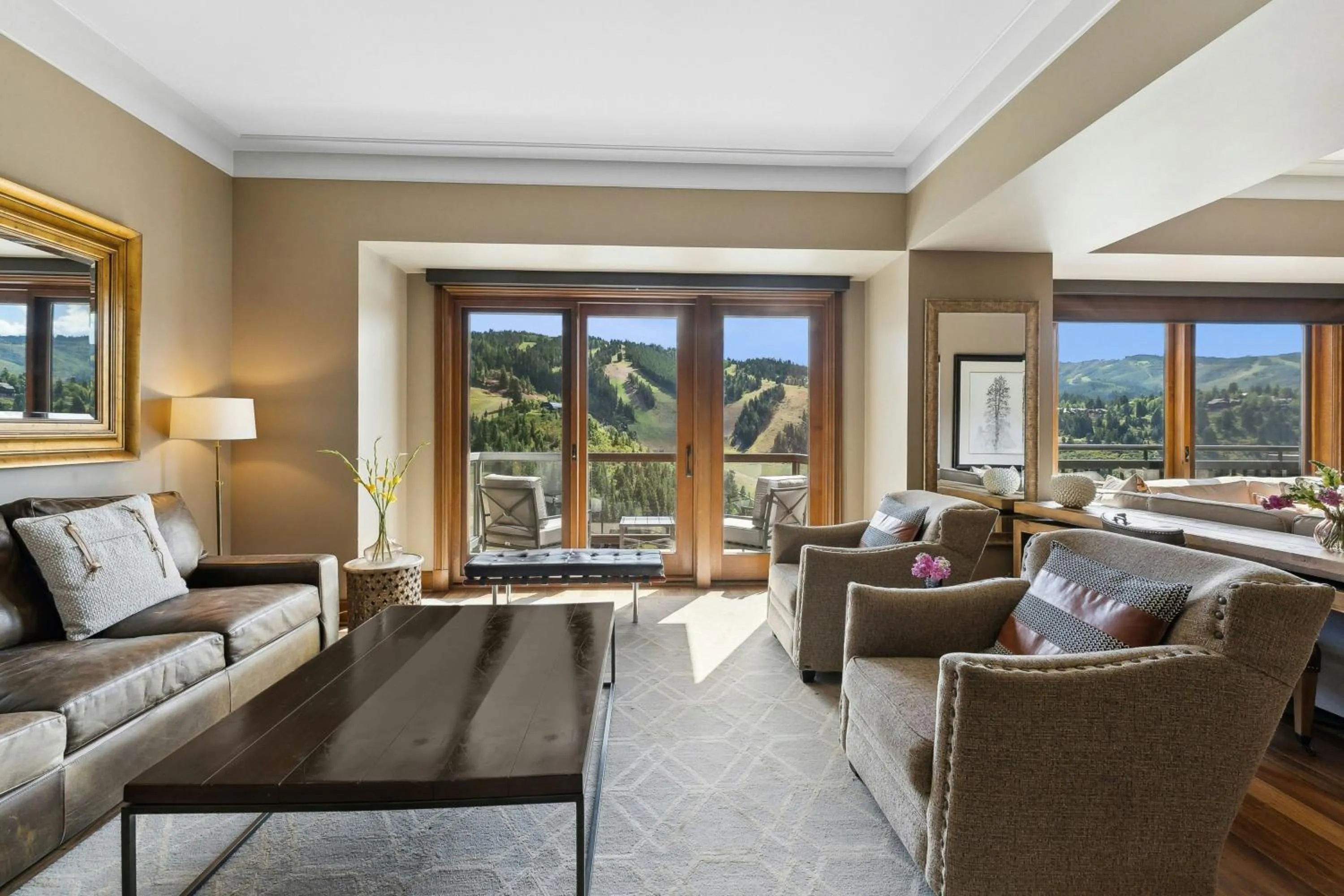 Photo of the whole room in St. Regis Deer Valley