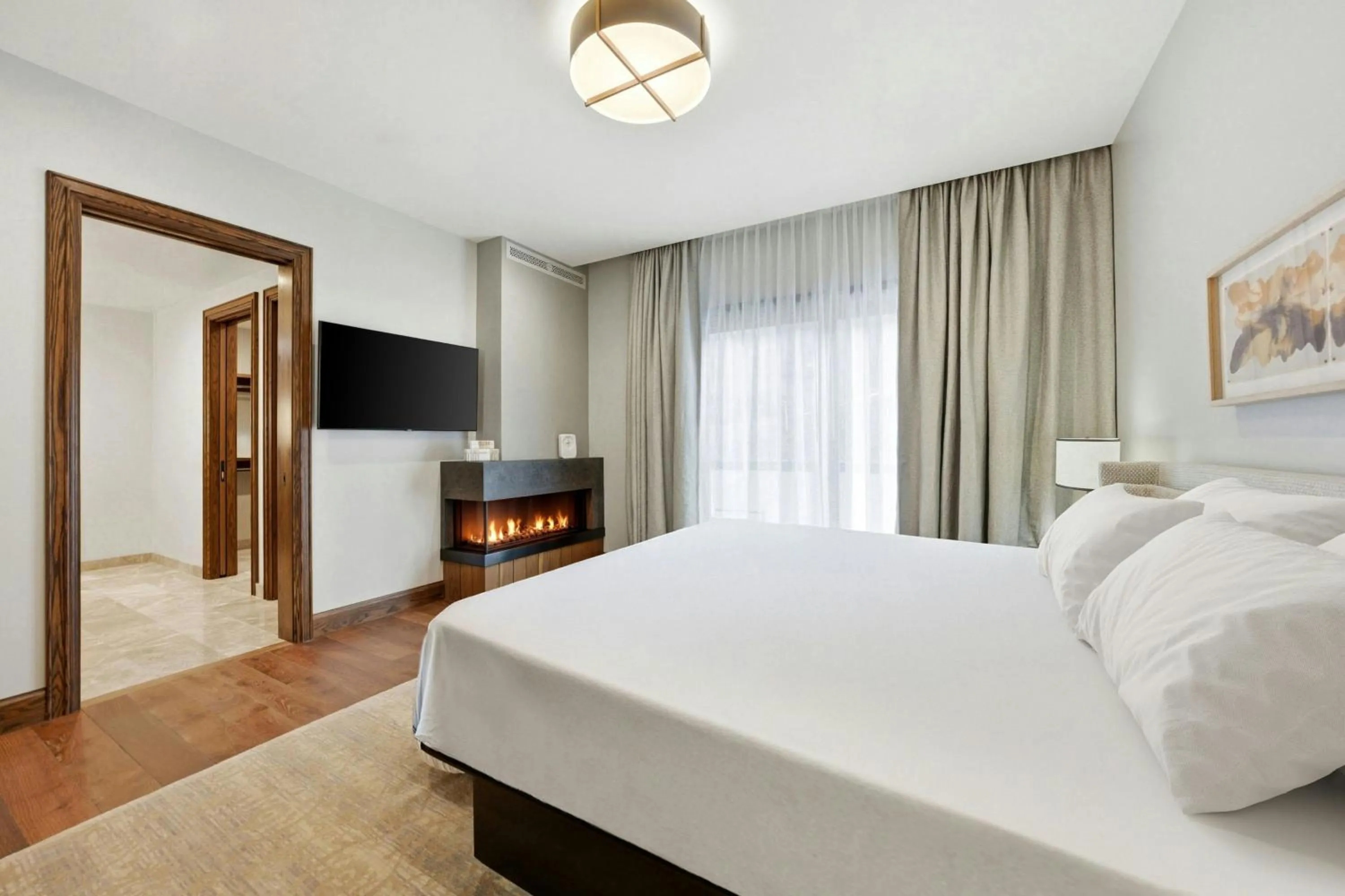 Bedroom, Bed in St. Regis Deer Valley