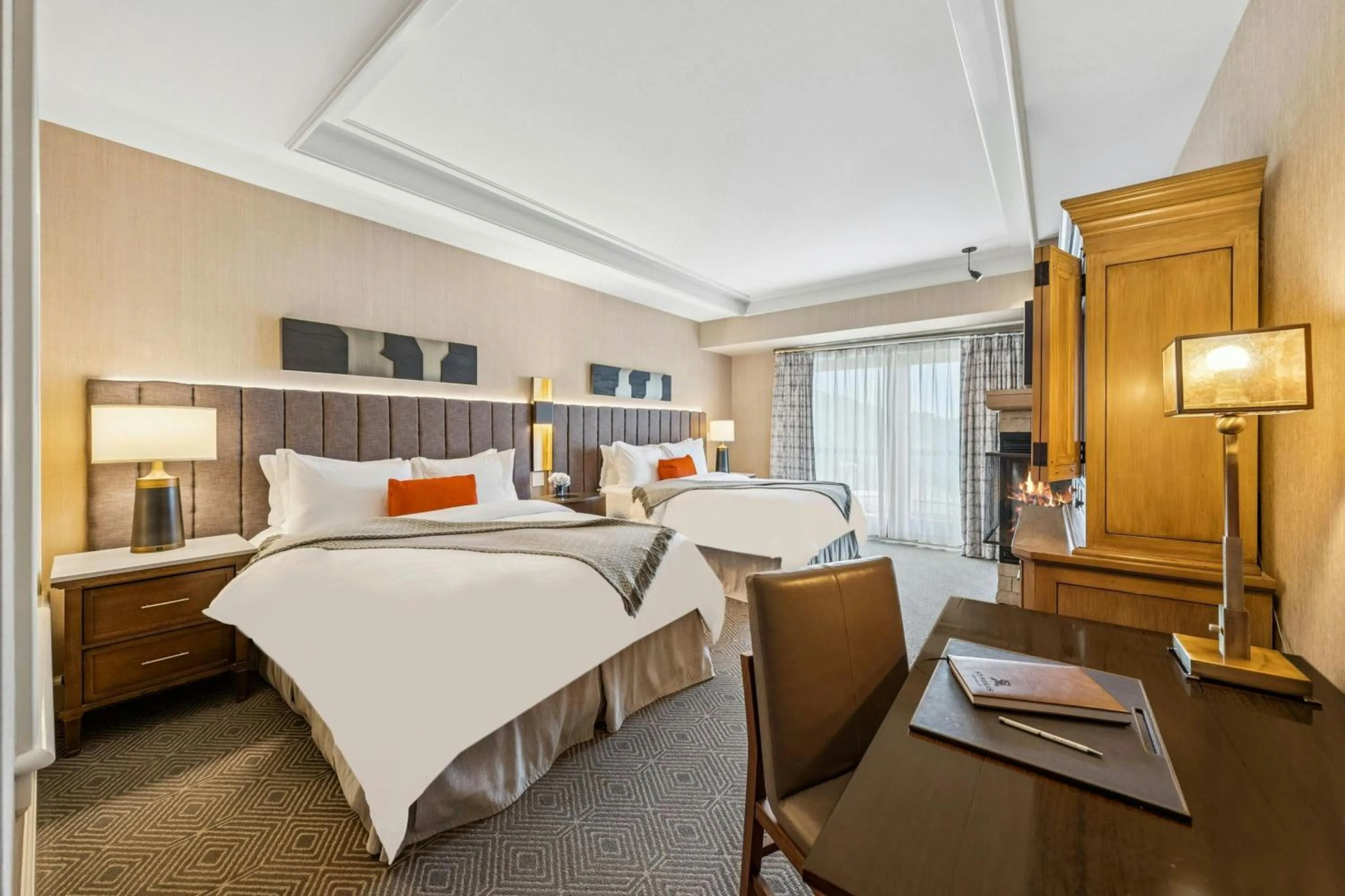 Bedroom, Bed in St. Regis Deer Valley