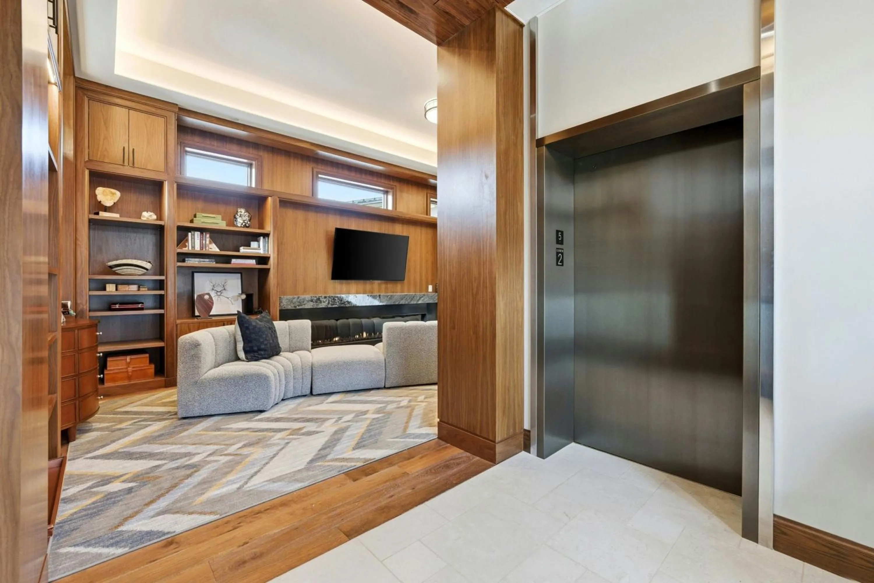 Photo of the whole room in St. Regis Deer Valley