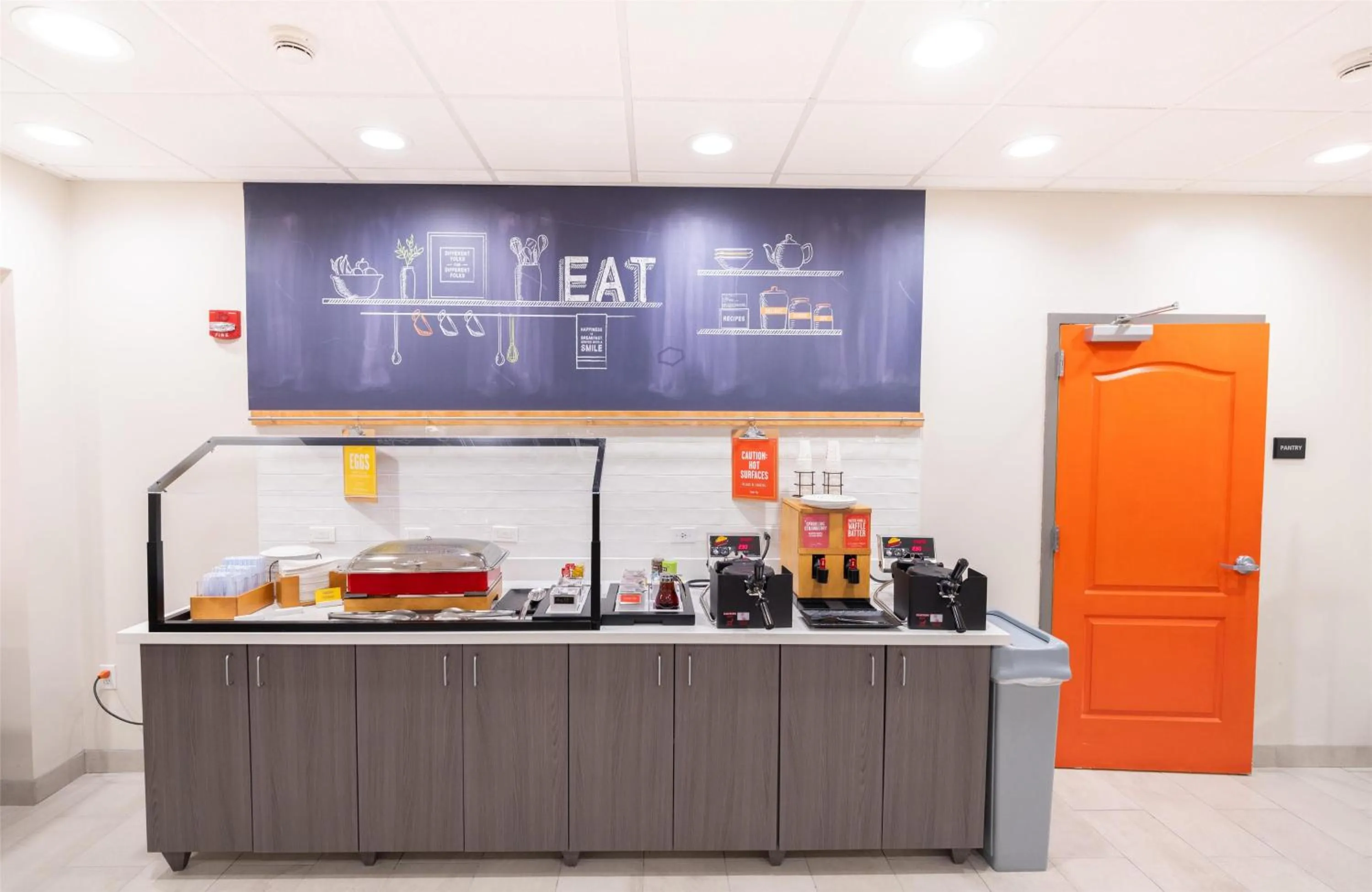 Breakfast in Hampton Inn & Suites by Hilton Seattle/Kent