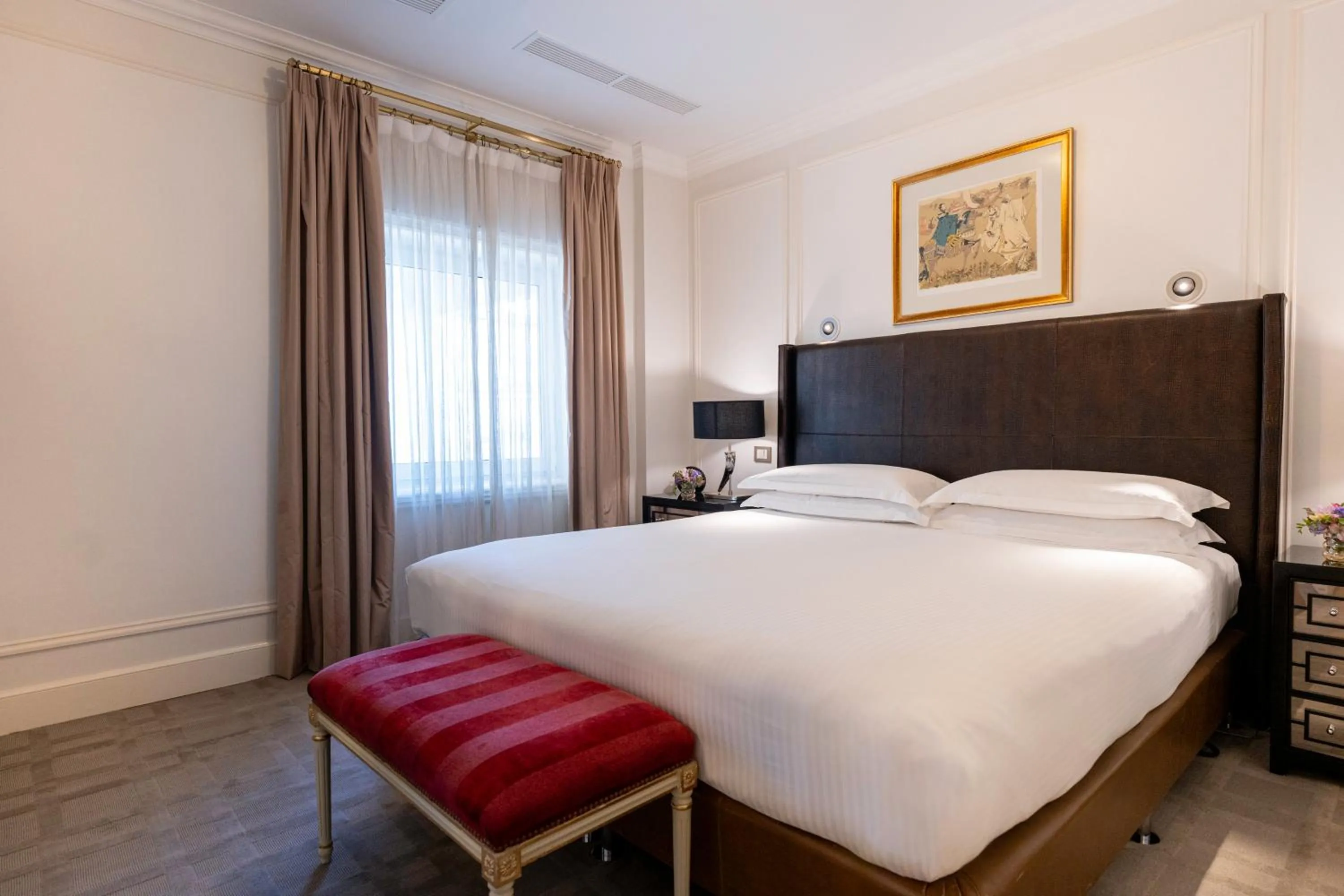 Bedroom, Bed in Alvear Palace Hotel - Leading Hotels of the World