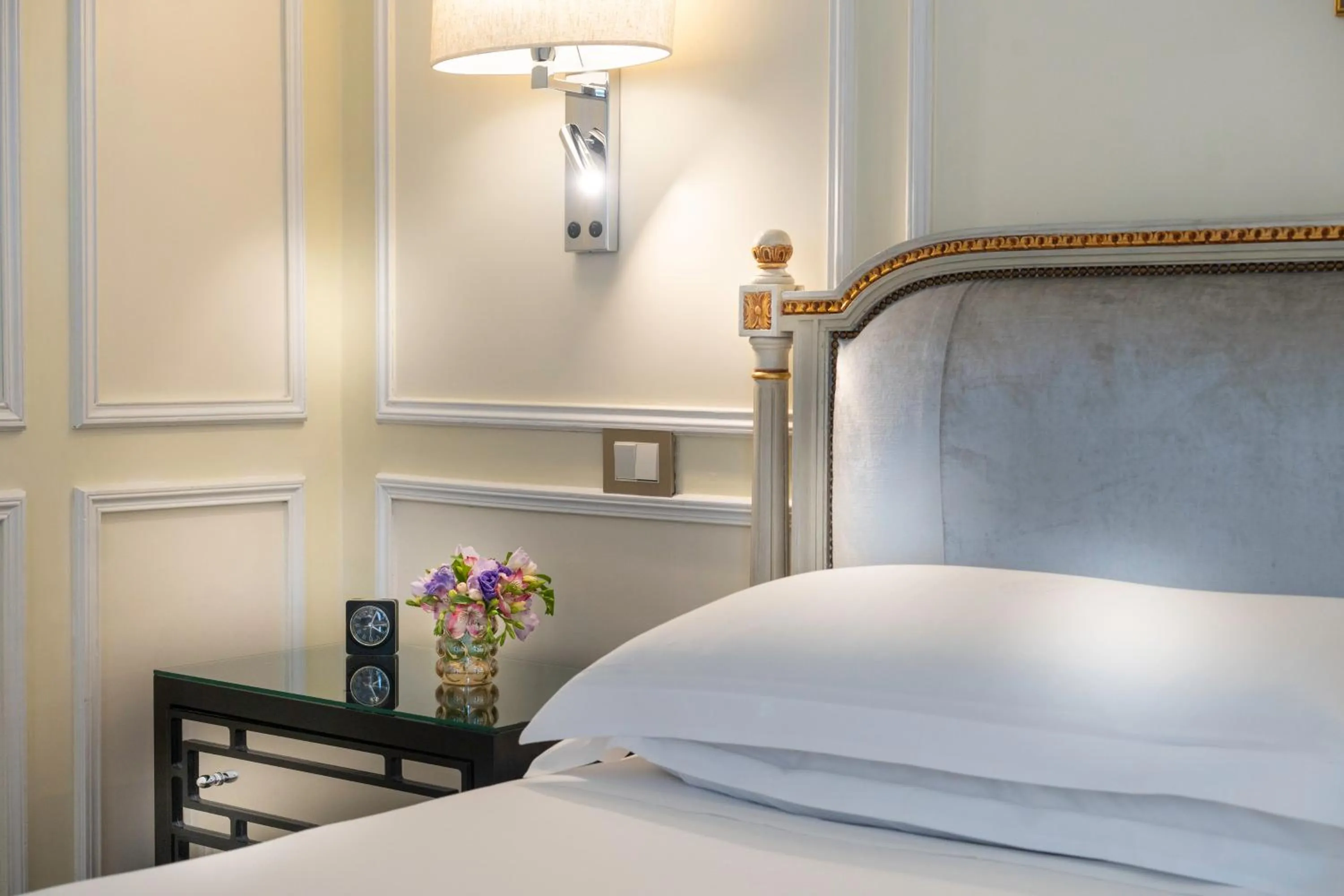 Bed in Alvear Palace Hotel - Leading Hotels of the World