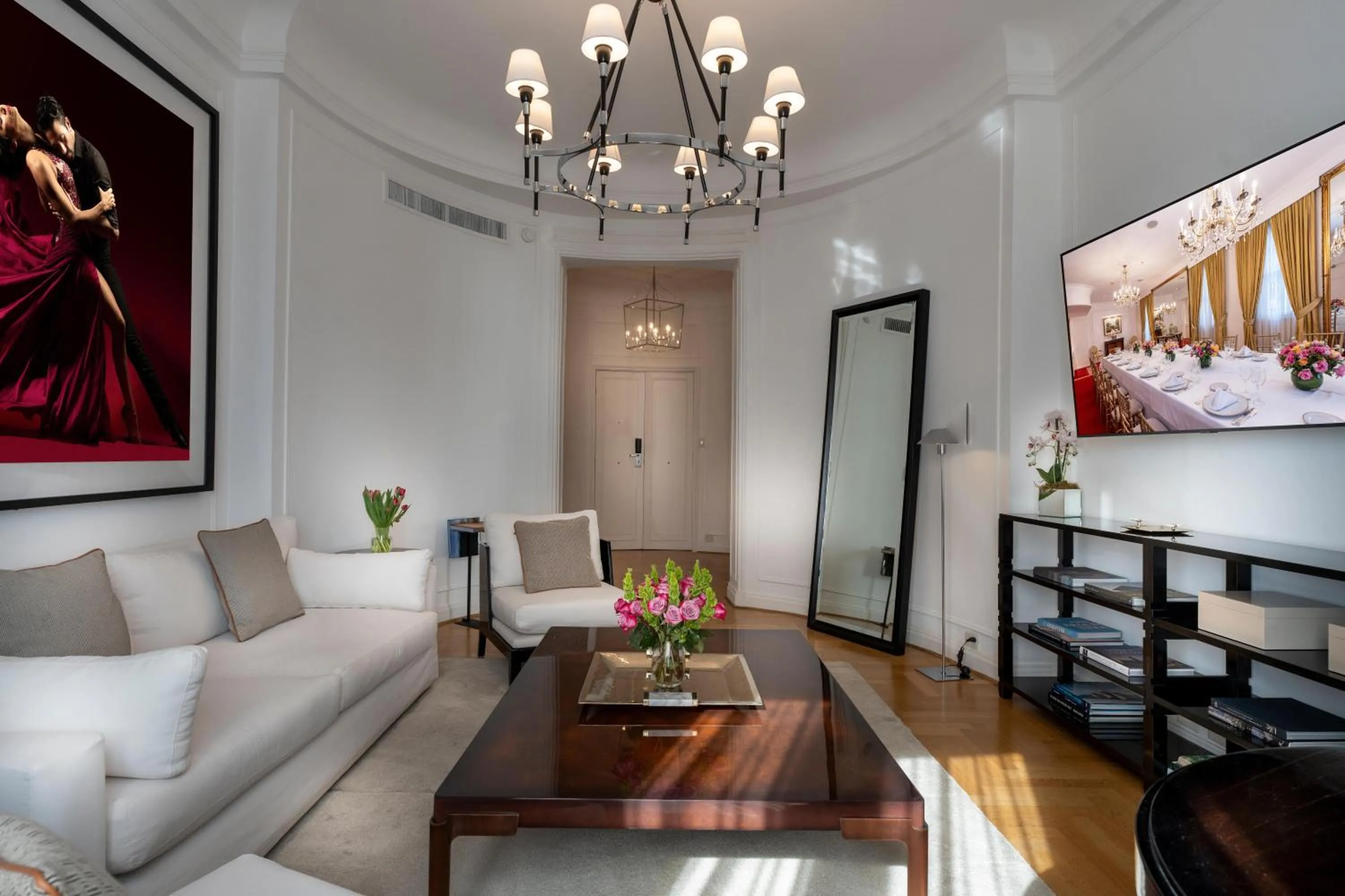 Living room in Alvear Palace Hotel - Leading Hotels of the World