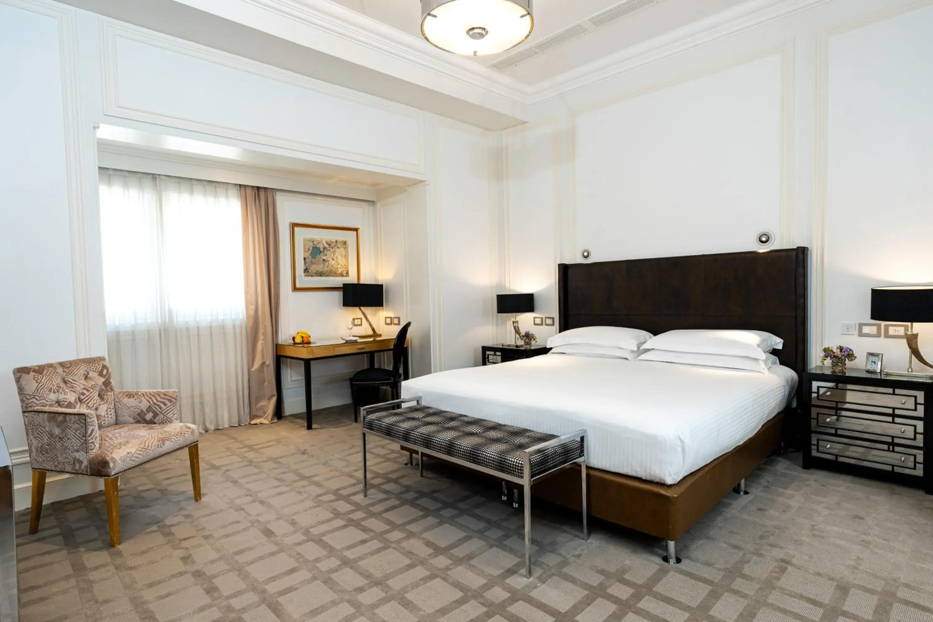 Executive Junior Suite in Alvear Palace Hotel - Leading Hotels of the World Executive Junior Suite in Alvear Palace Hotel - Leading Hotels of the World