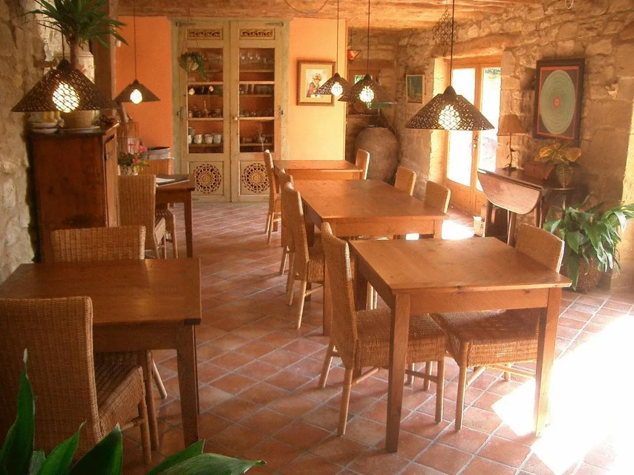 Restaurant/places to eat in El Corral De Concilio